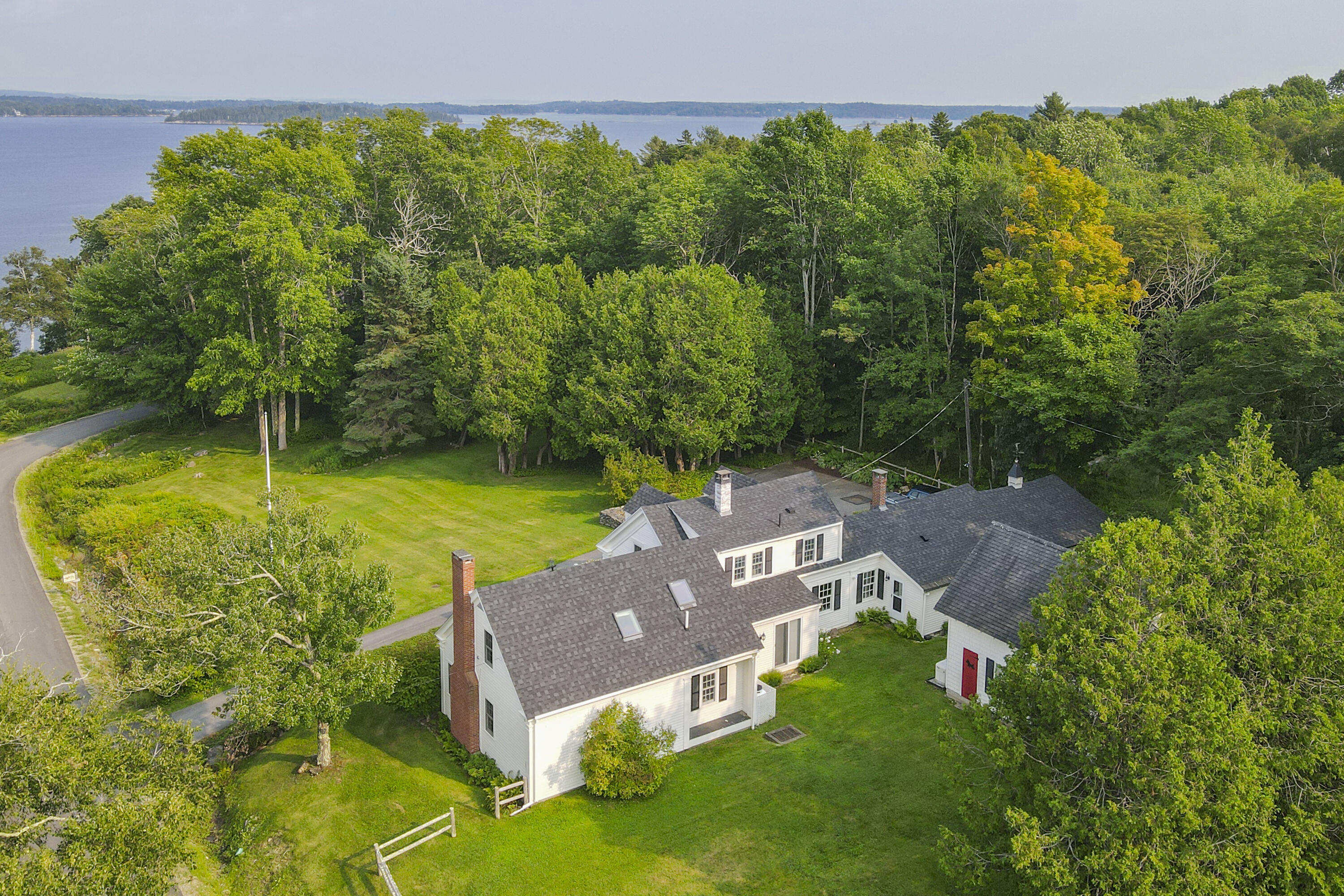 83 Cliff Road