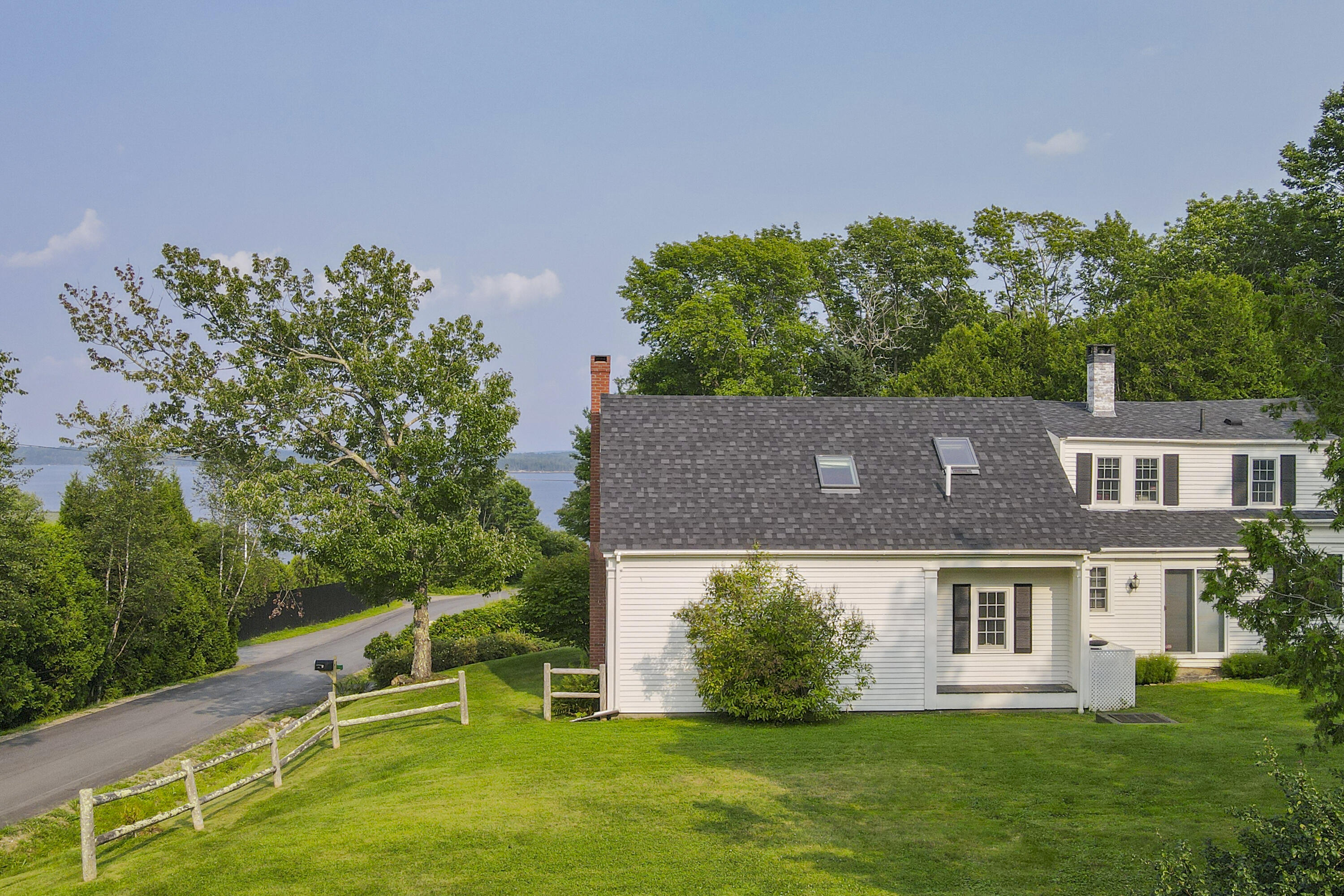83 Cliff Road