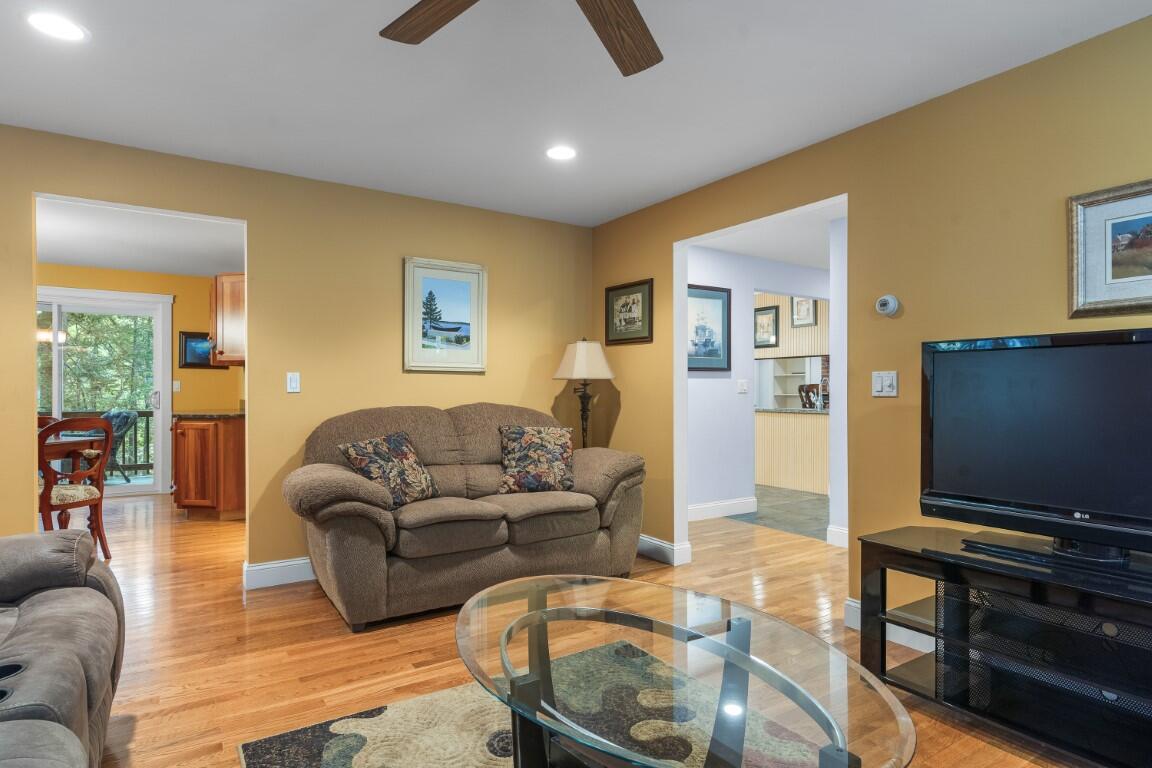 157 Lobster Cove Road