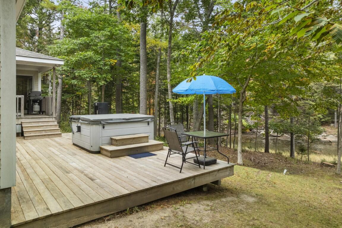157 Lobster Cove Road