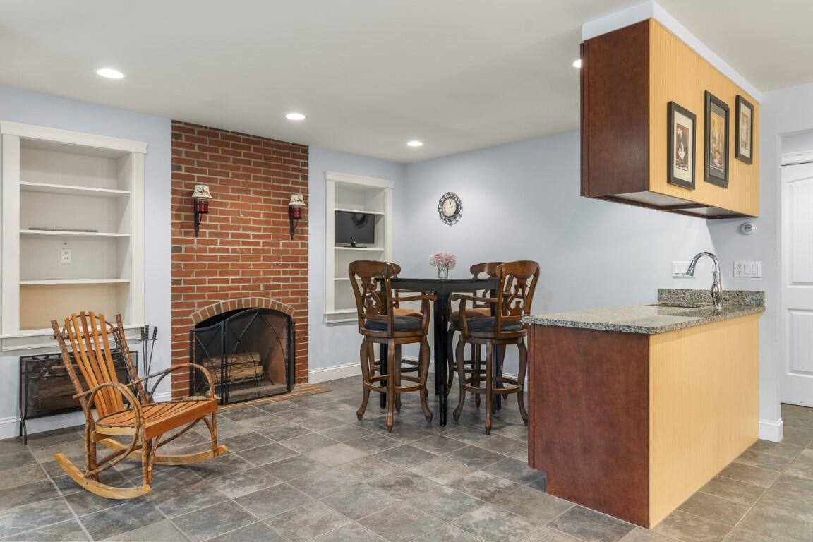 157 Lobster Cove Road