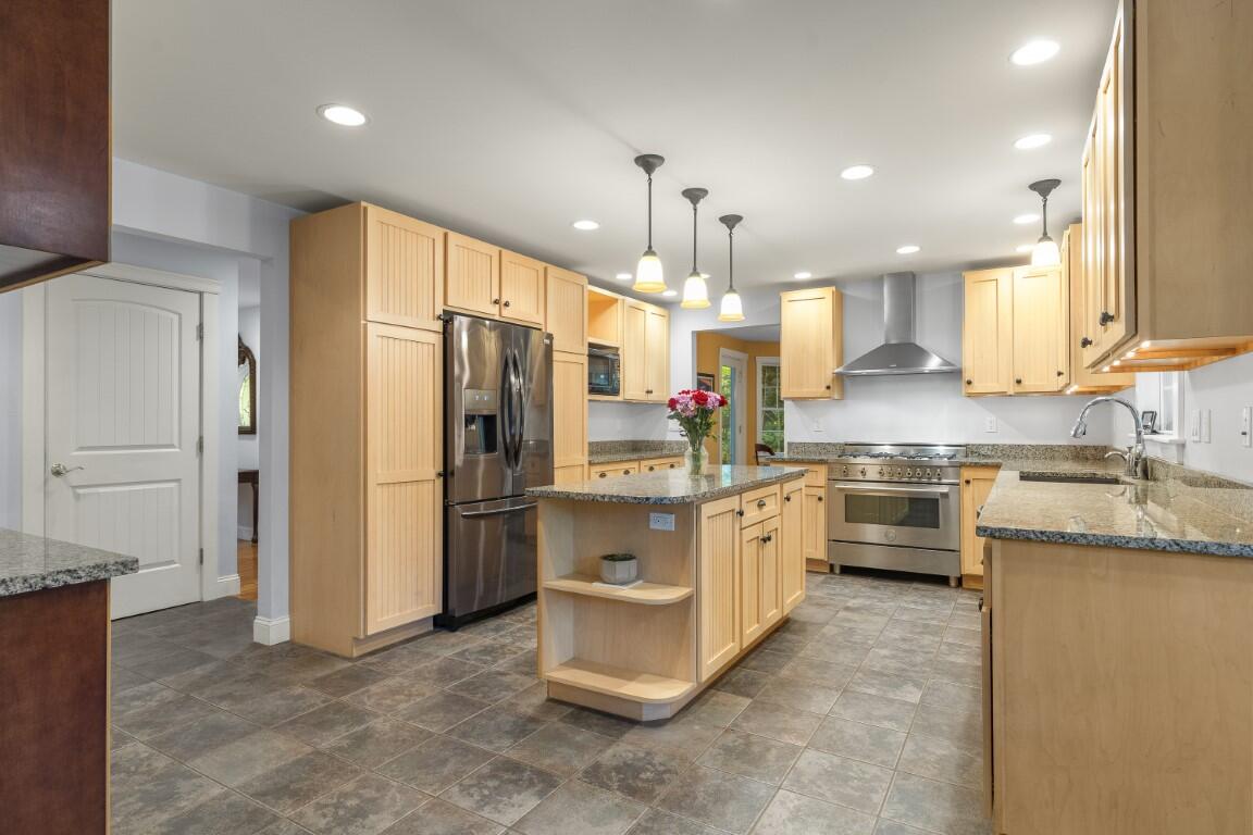 157 Lobster Cove Road