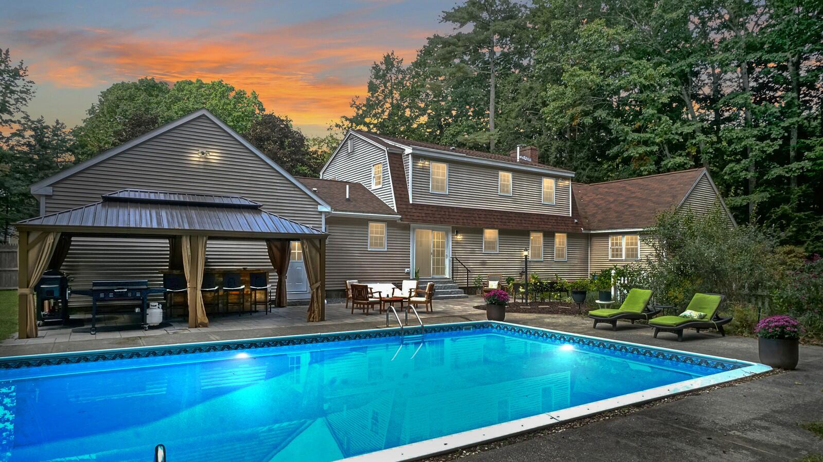 11 Hillcrest Road