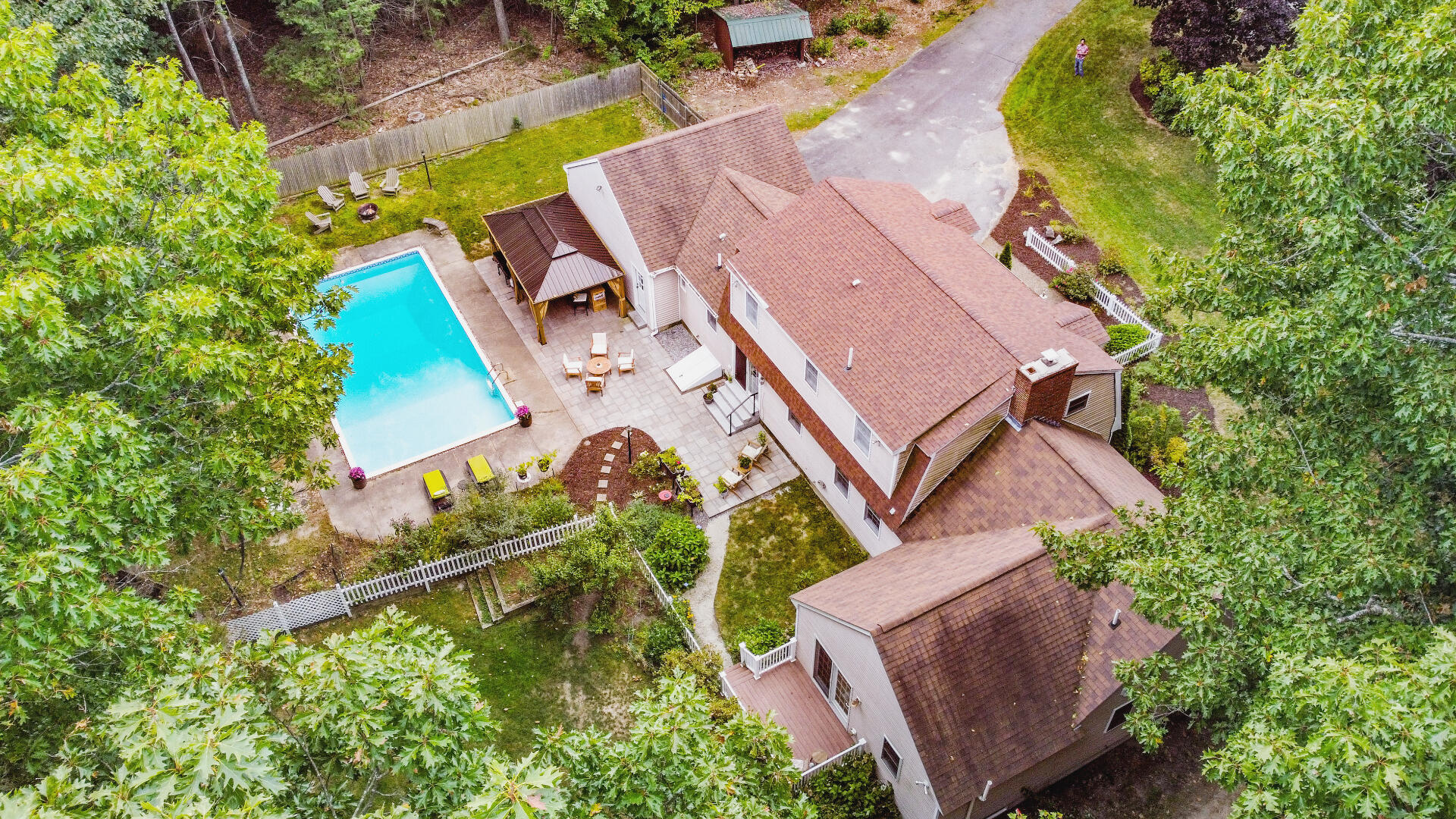 11 Hillcrest Road