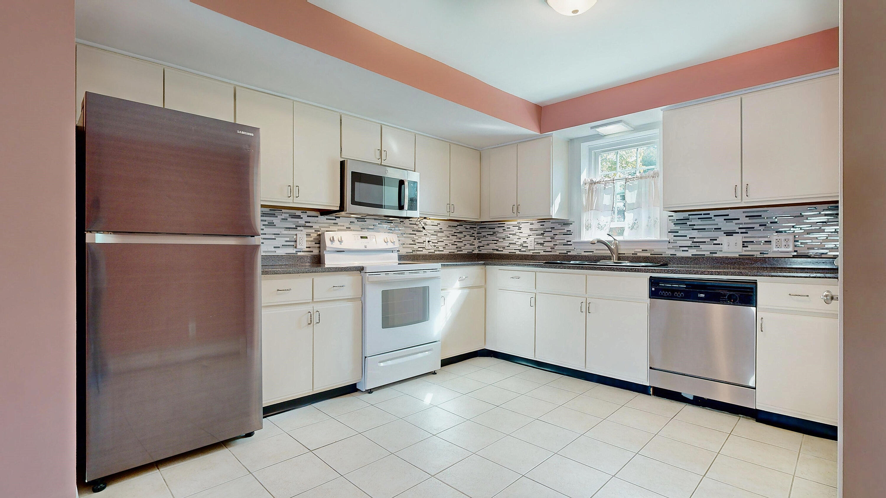 152 Mckeen Street, A3