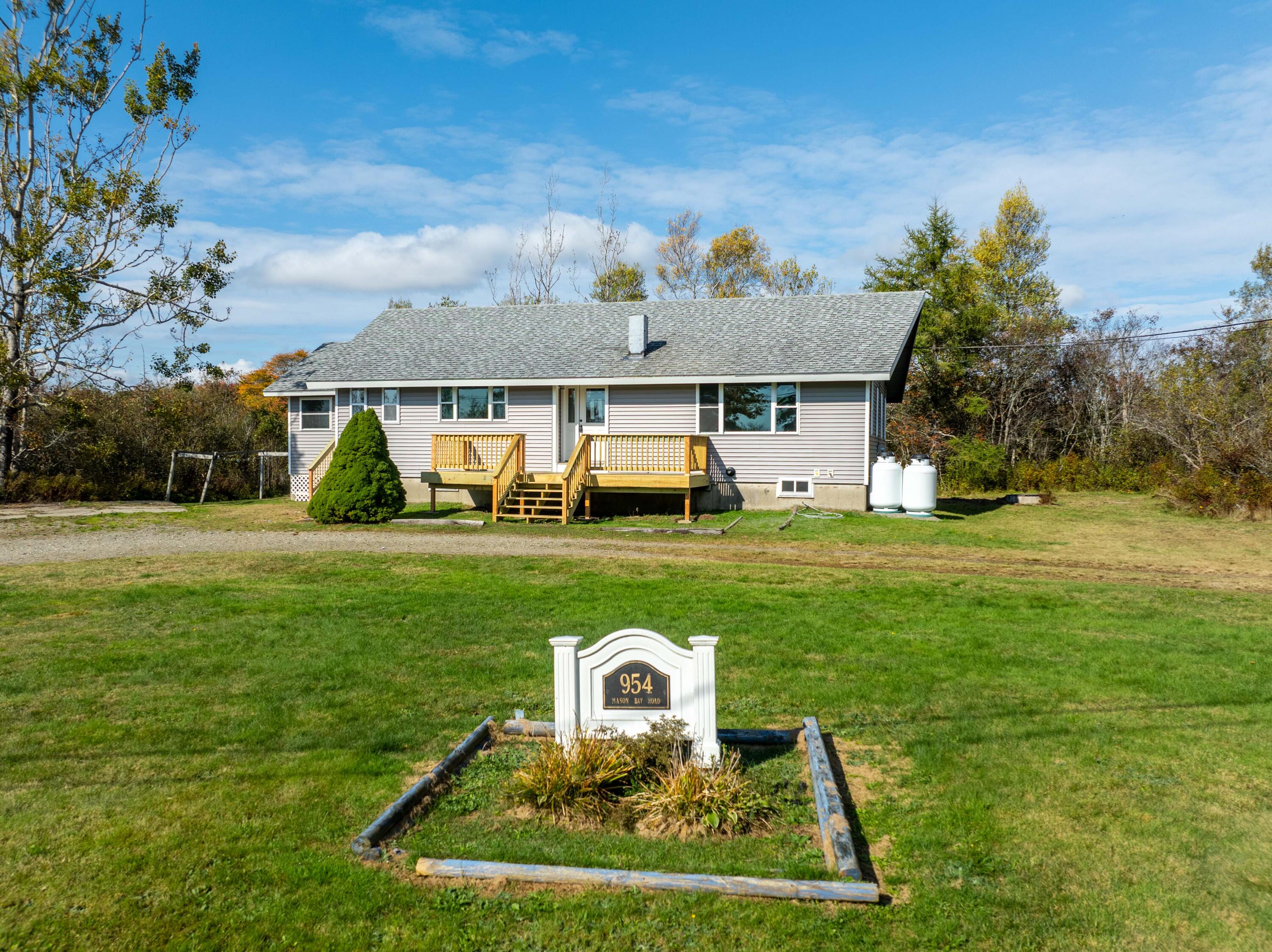954 Mason Bay Road