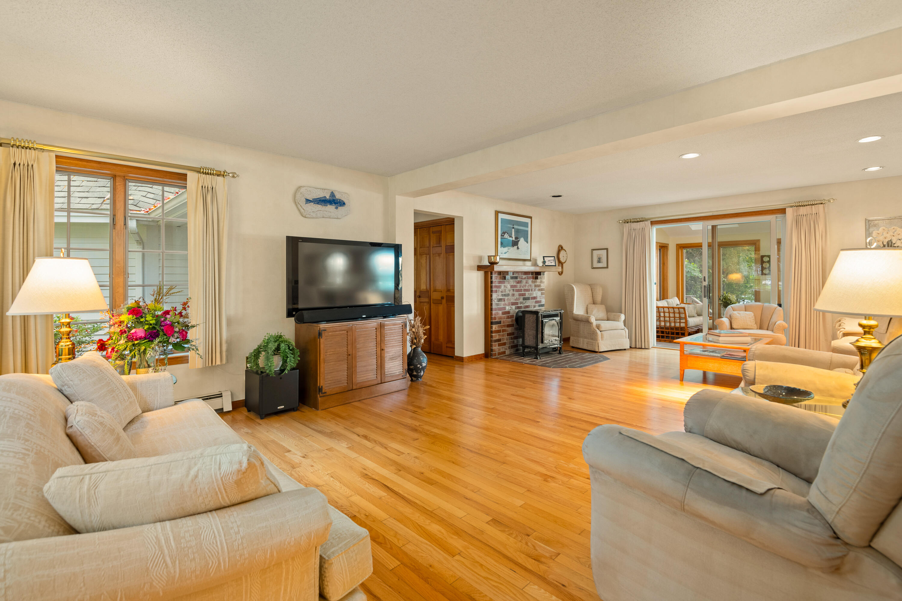 44 Horseshoe Drive