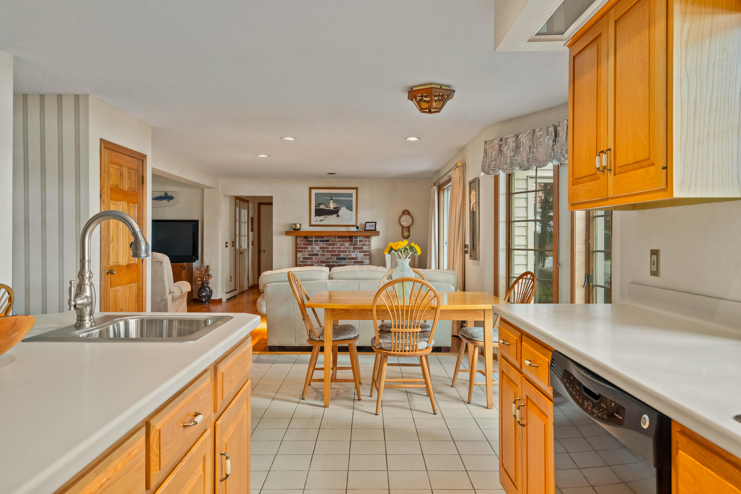 44 Horseshoe Drive