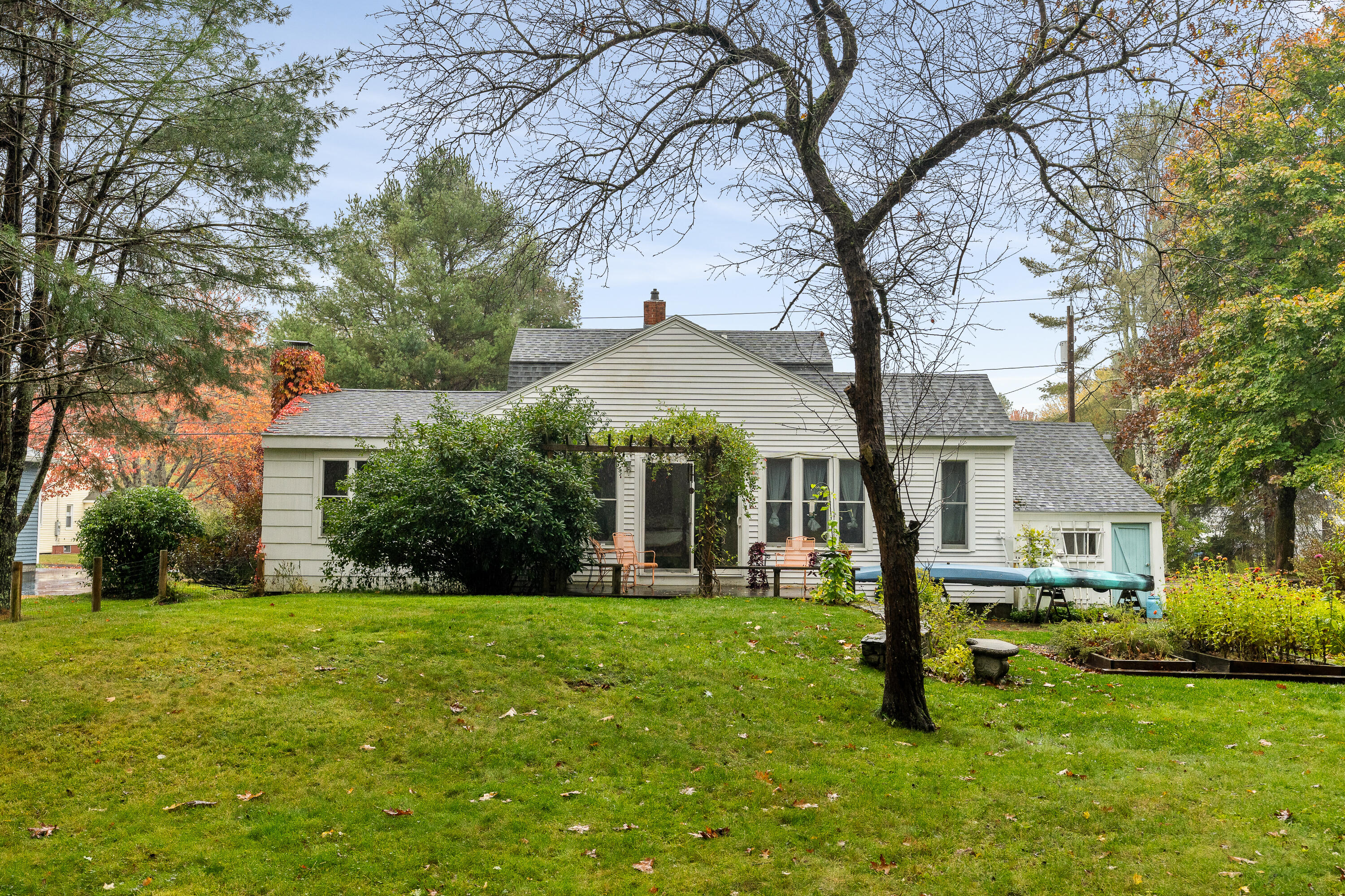 1174 Sawyer Road