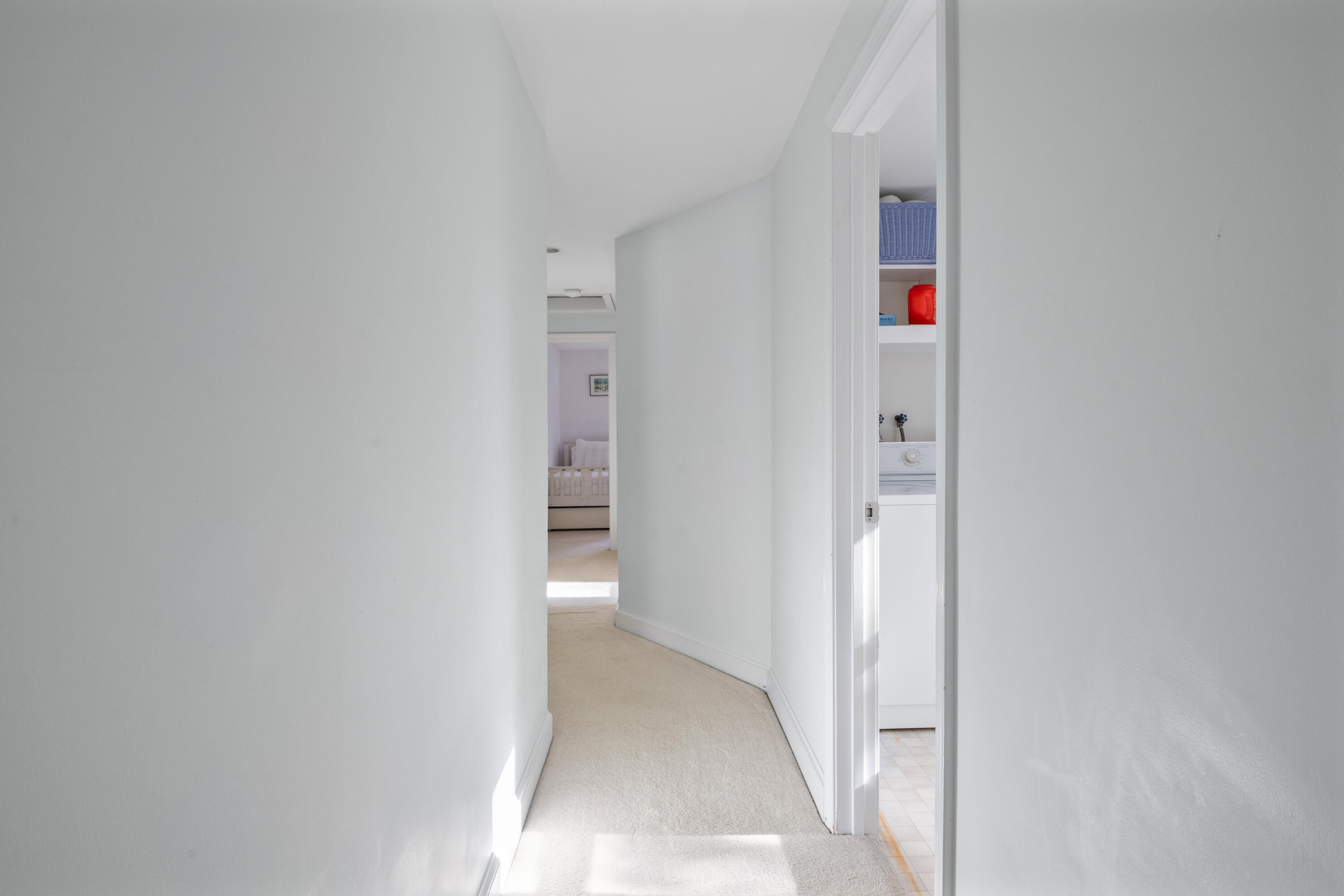 2 Manor Way