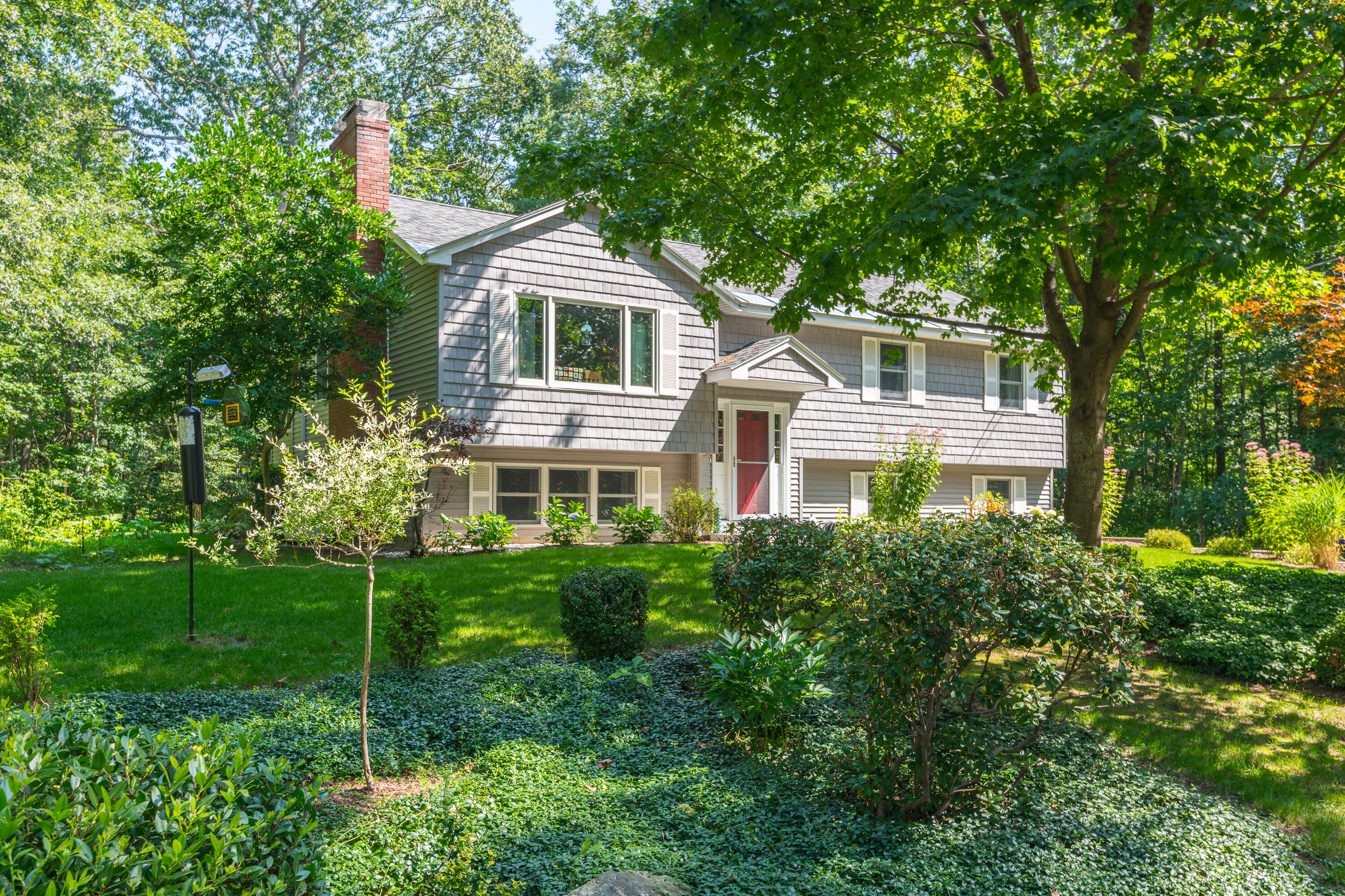25 Hillcrest Avenue