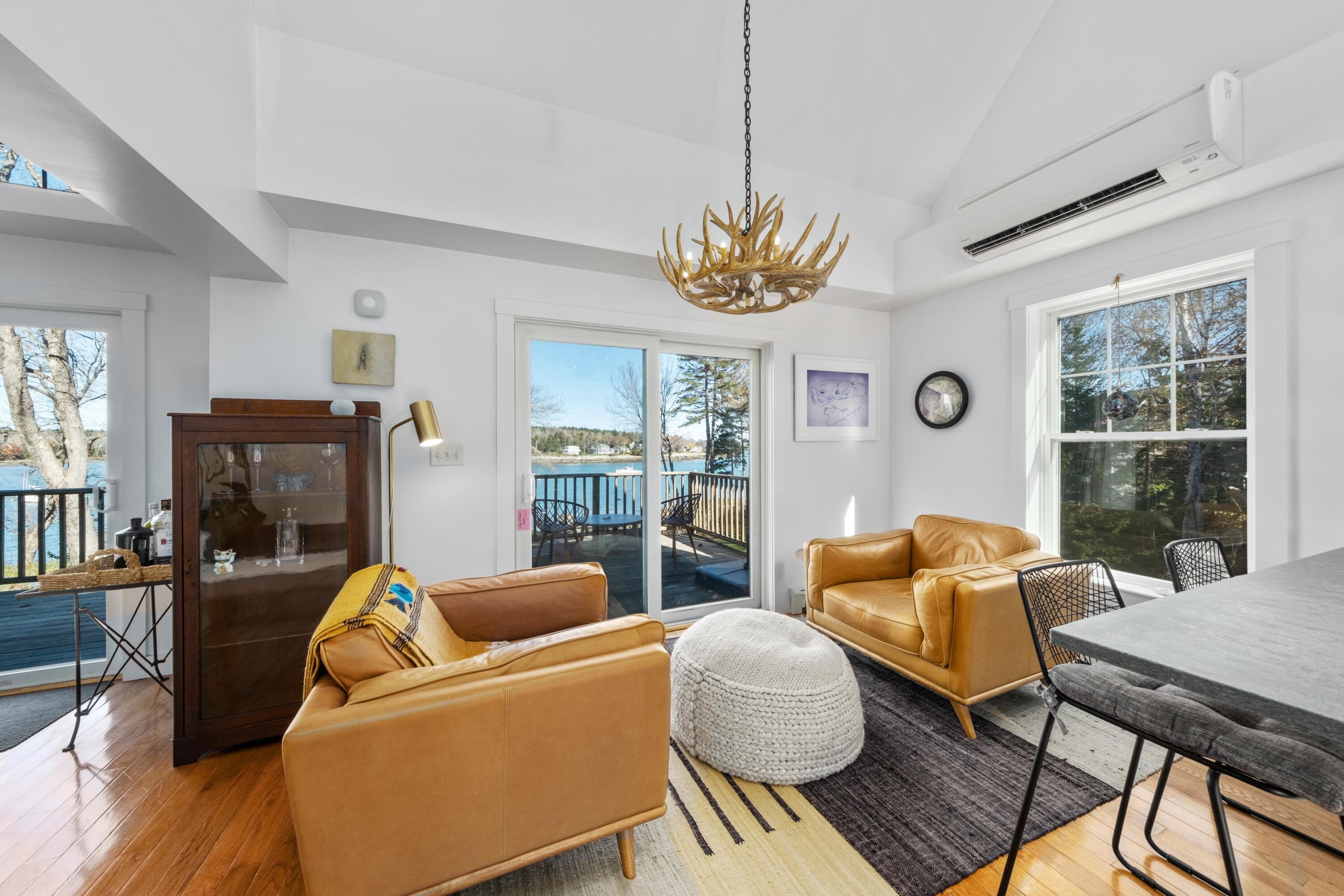 459 Island Avenue
