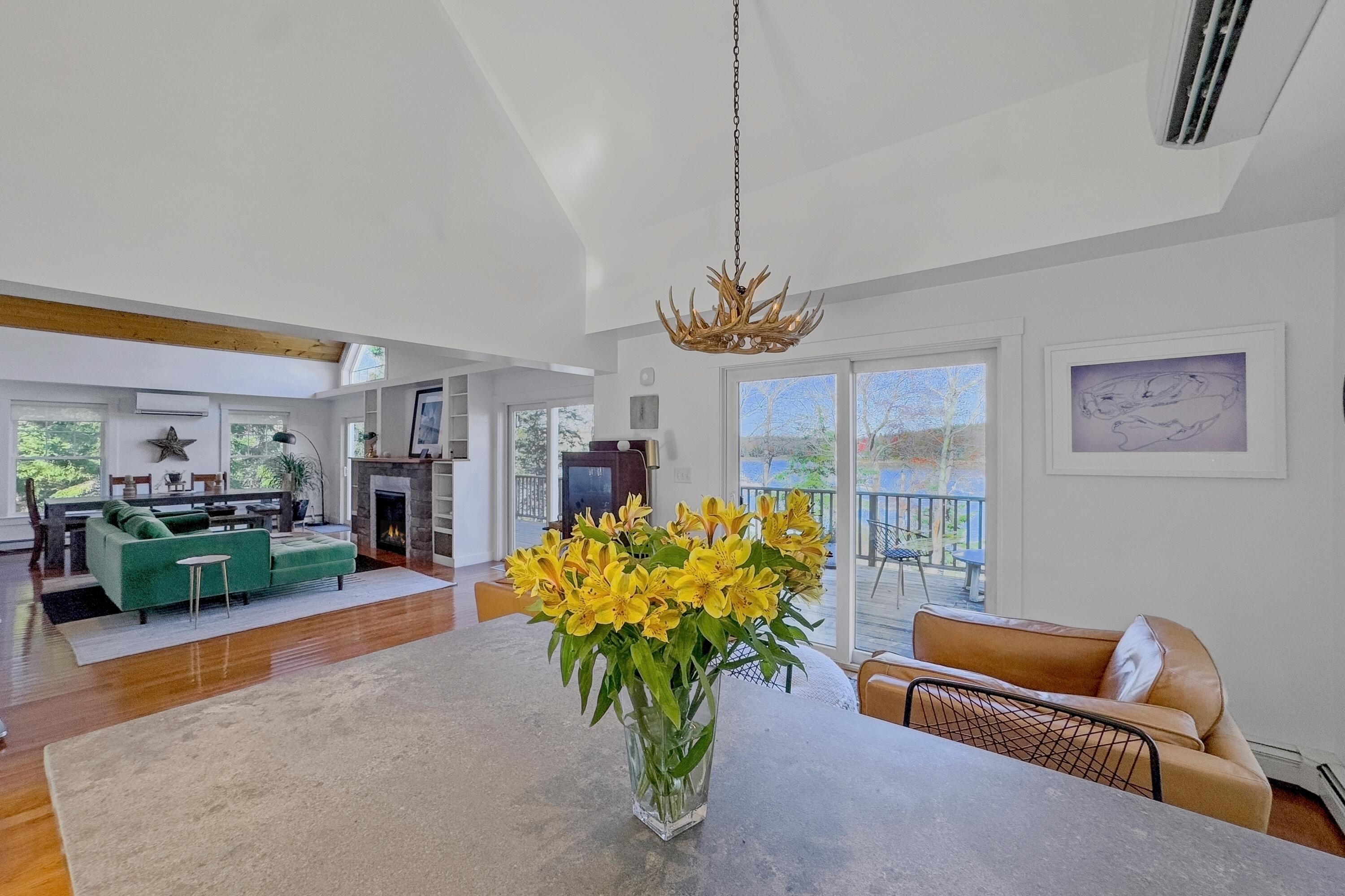 459 Island Avenue