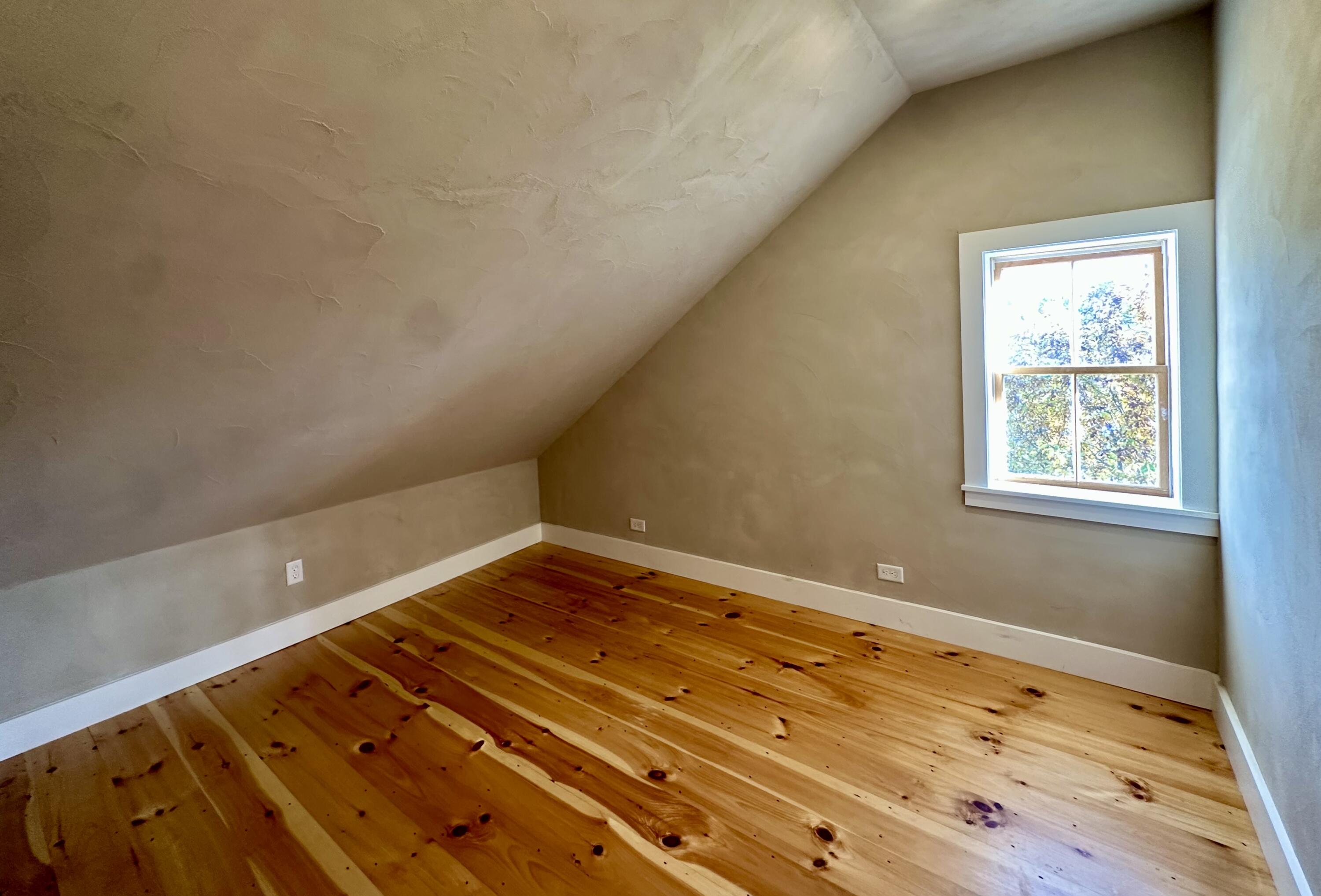 533 Range Road