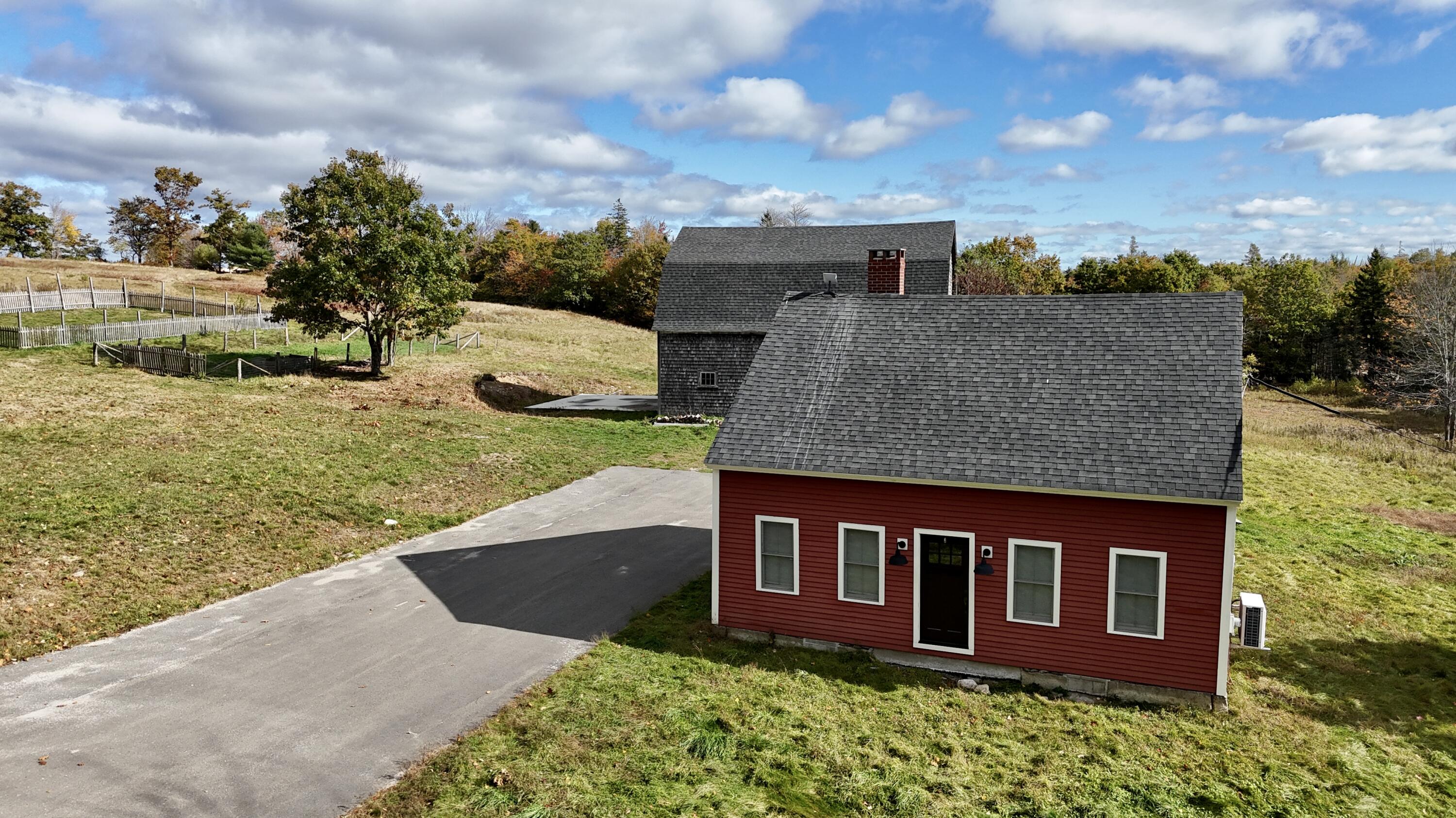 533 Range Road