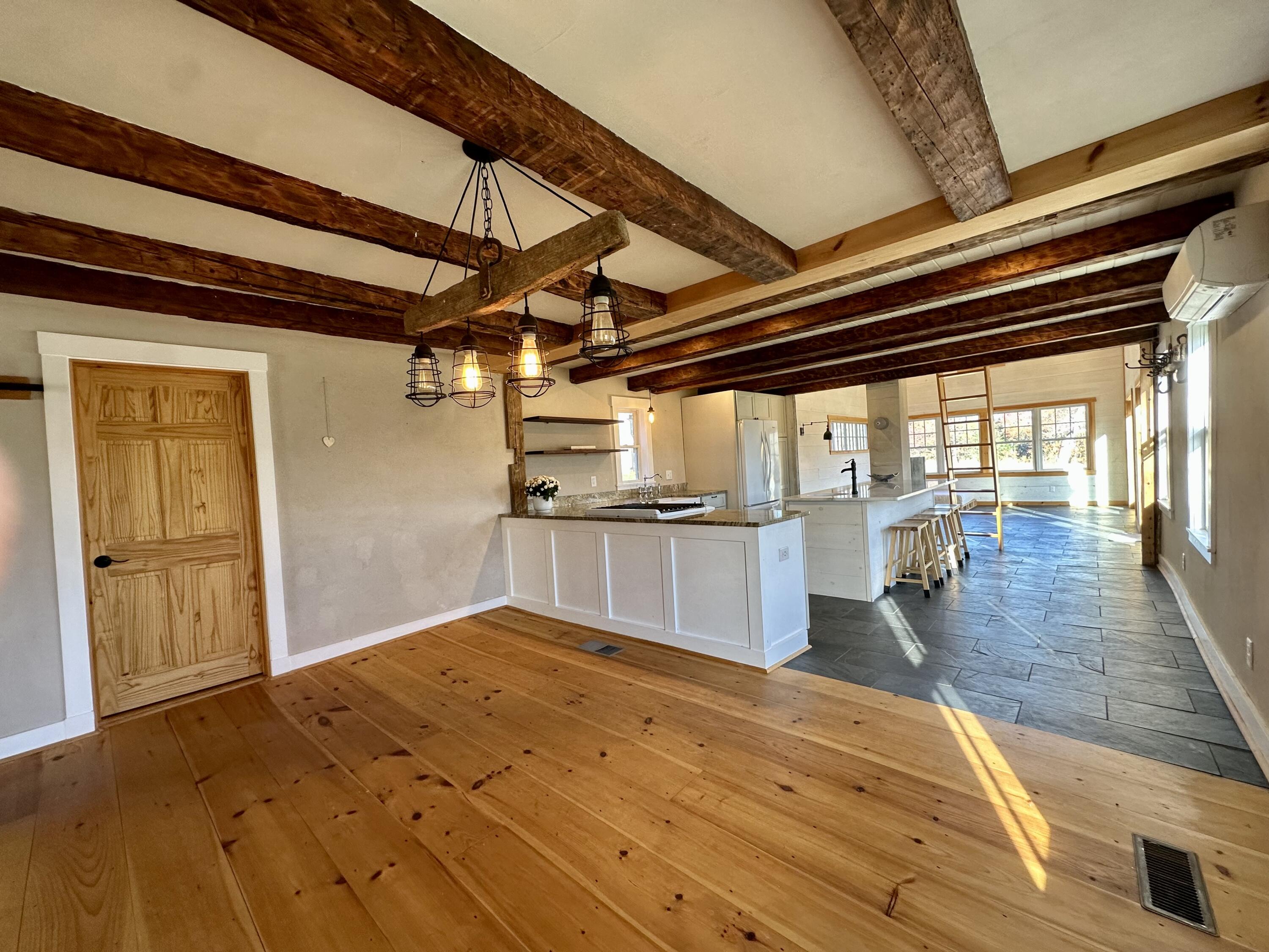 533 Range Road