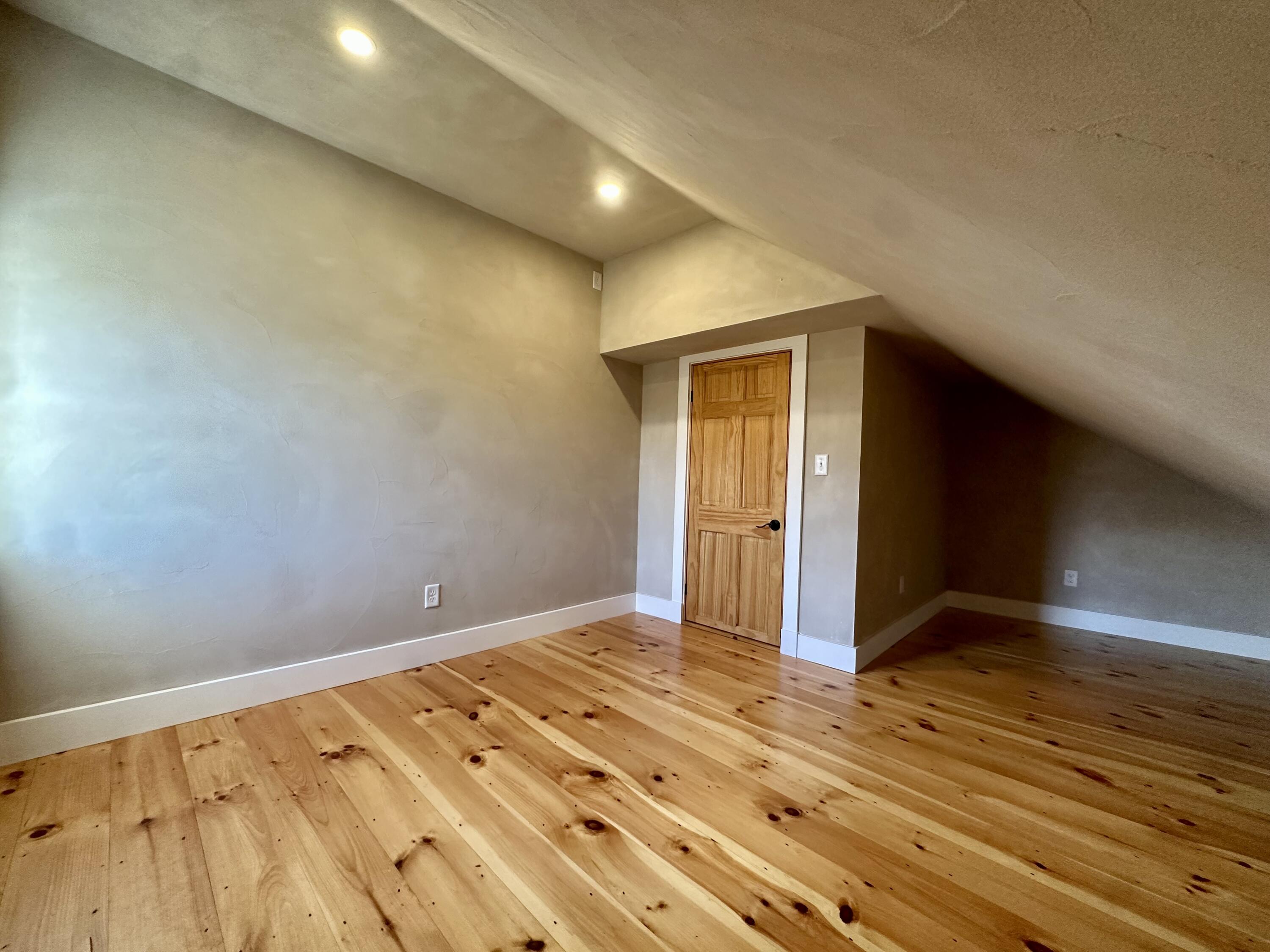 533 Range Road