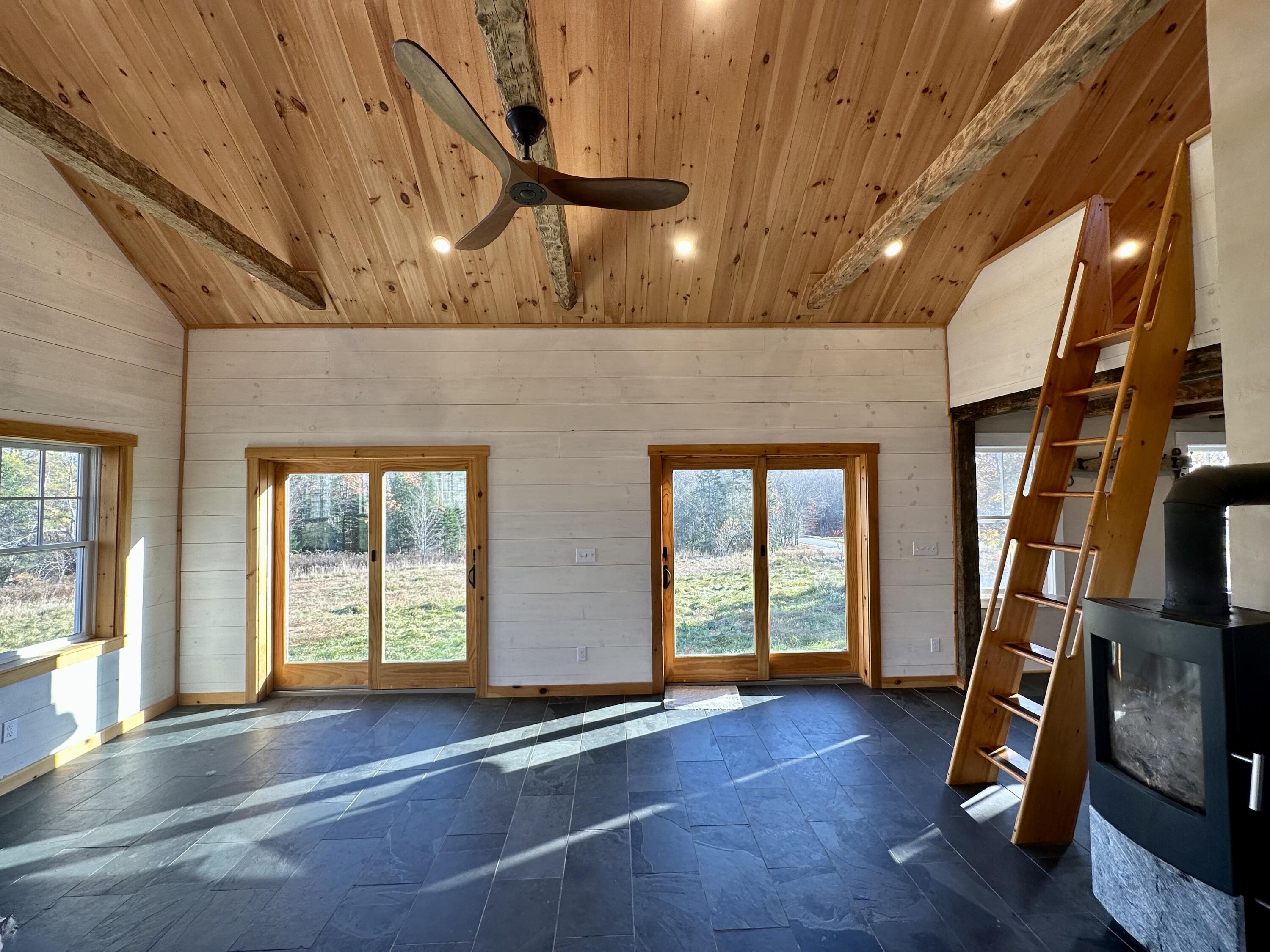 533 Range Road