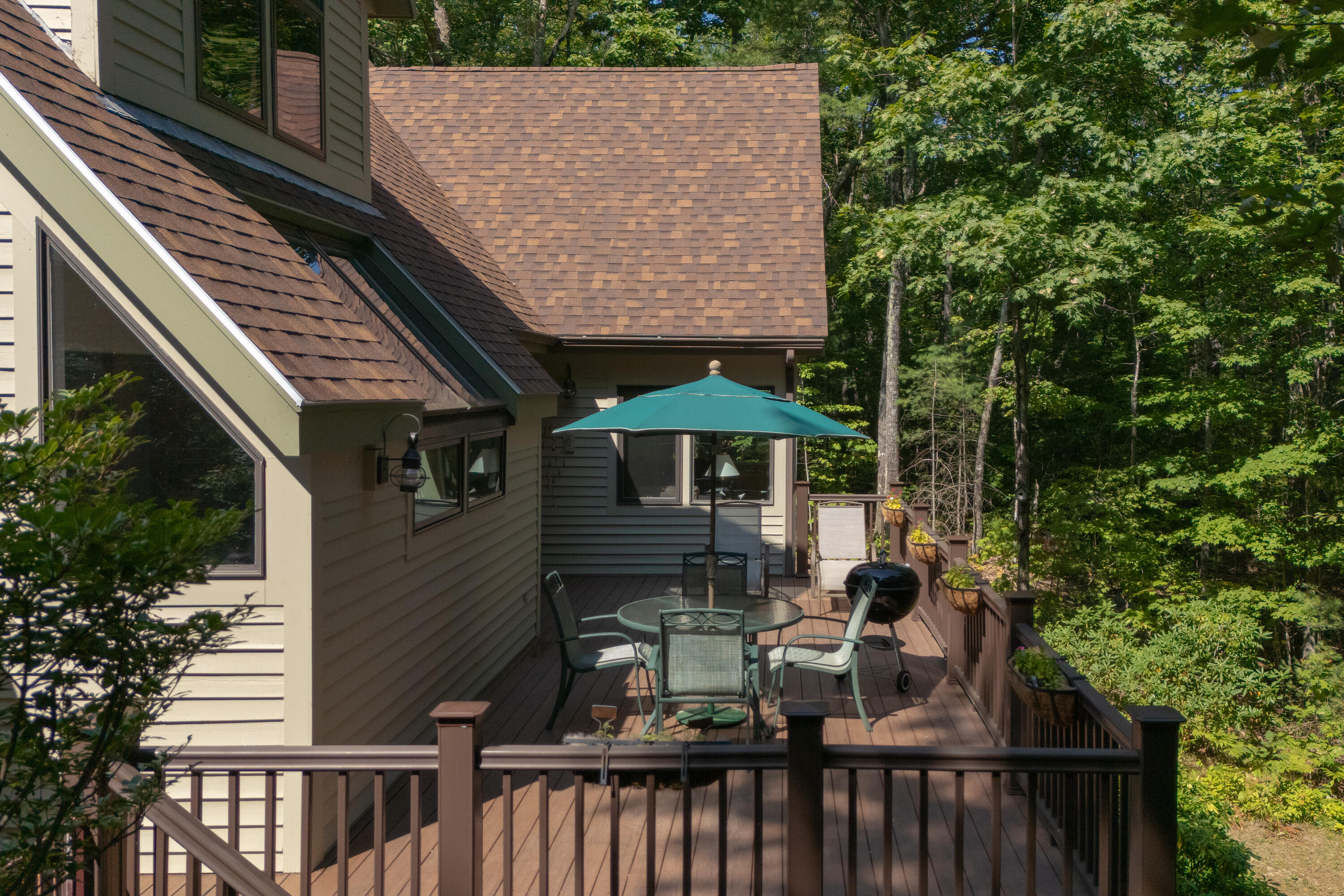 225 Meadow Road