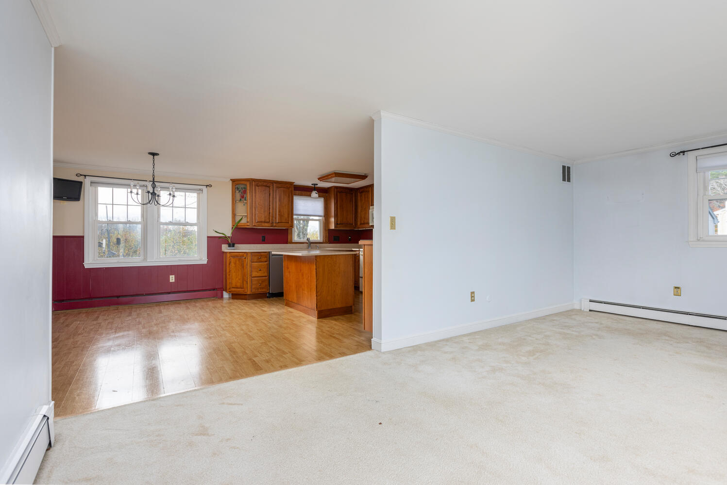 6 Lawn Avenue