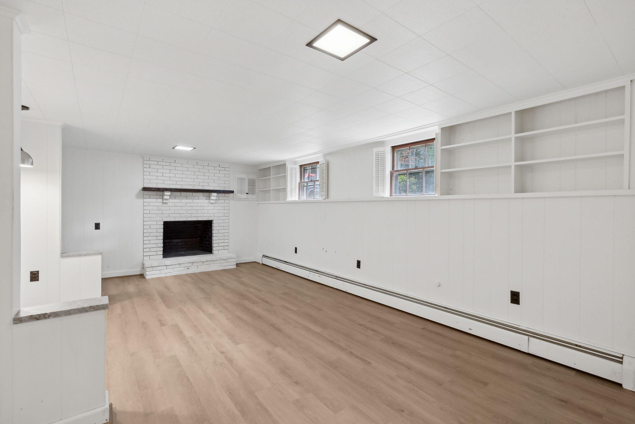 1 Brookside Drive
