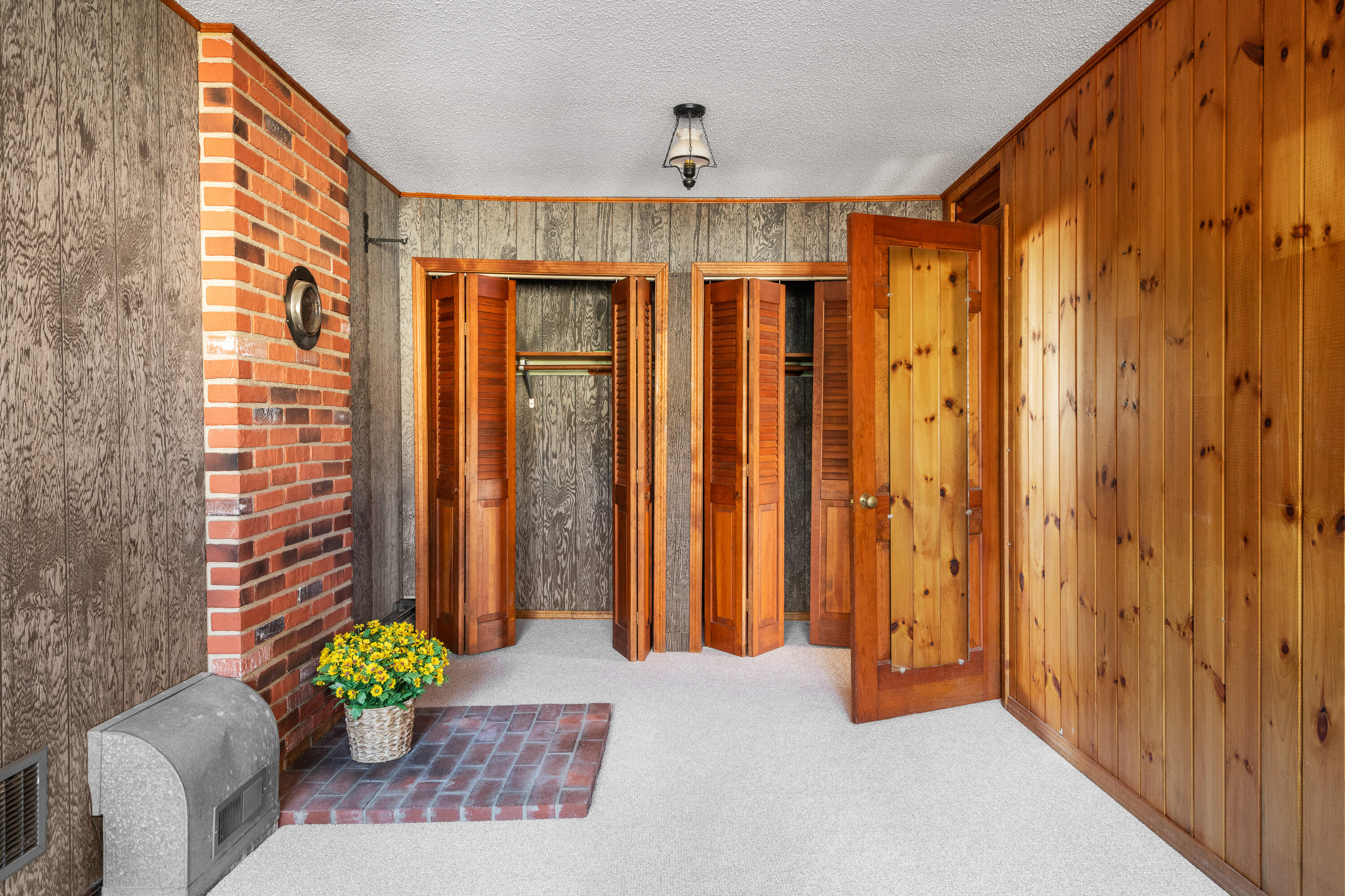 117 & 113 Loop Road
