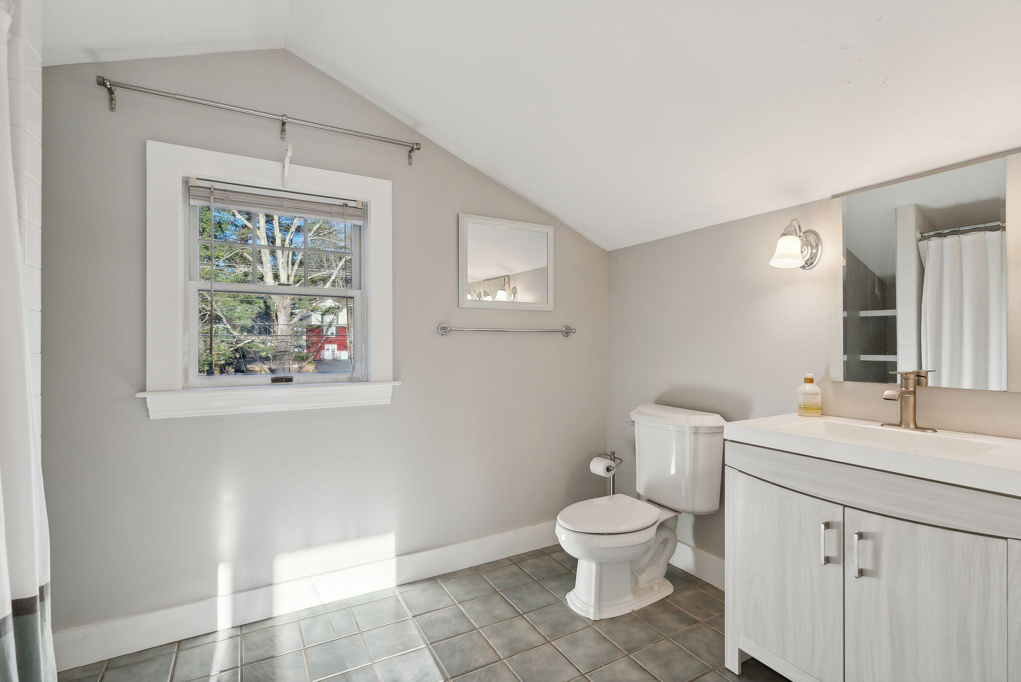 174 Falmouth Road