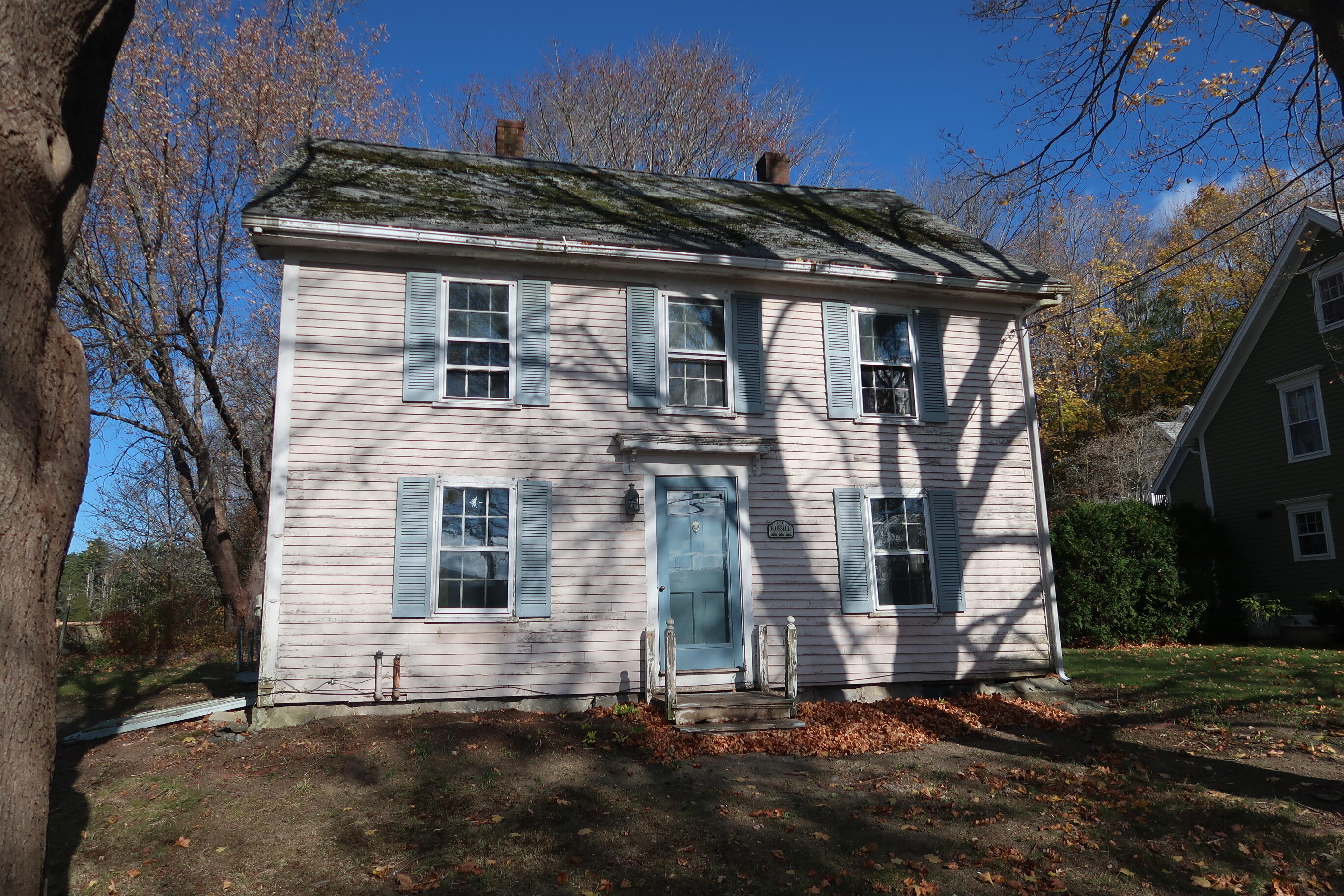 129 Russell Avenue