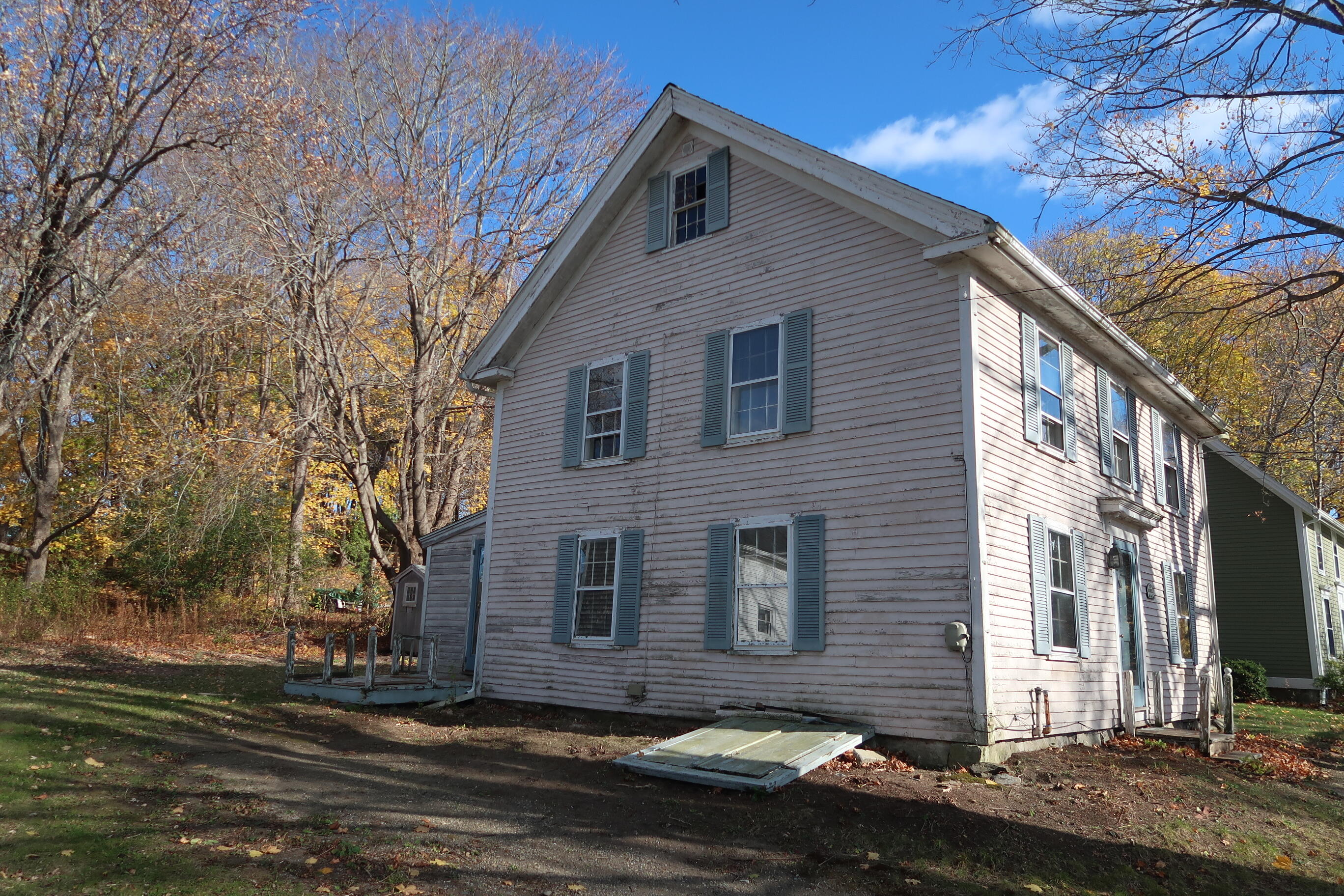 129 Russell Avenue