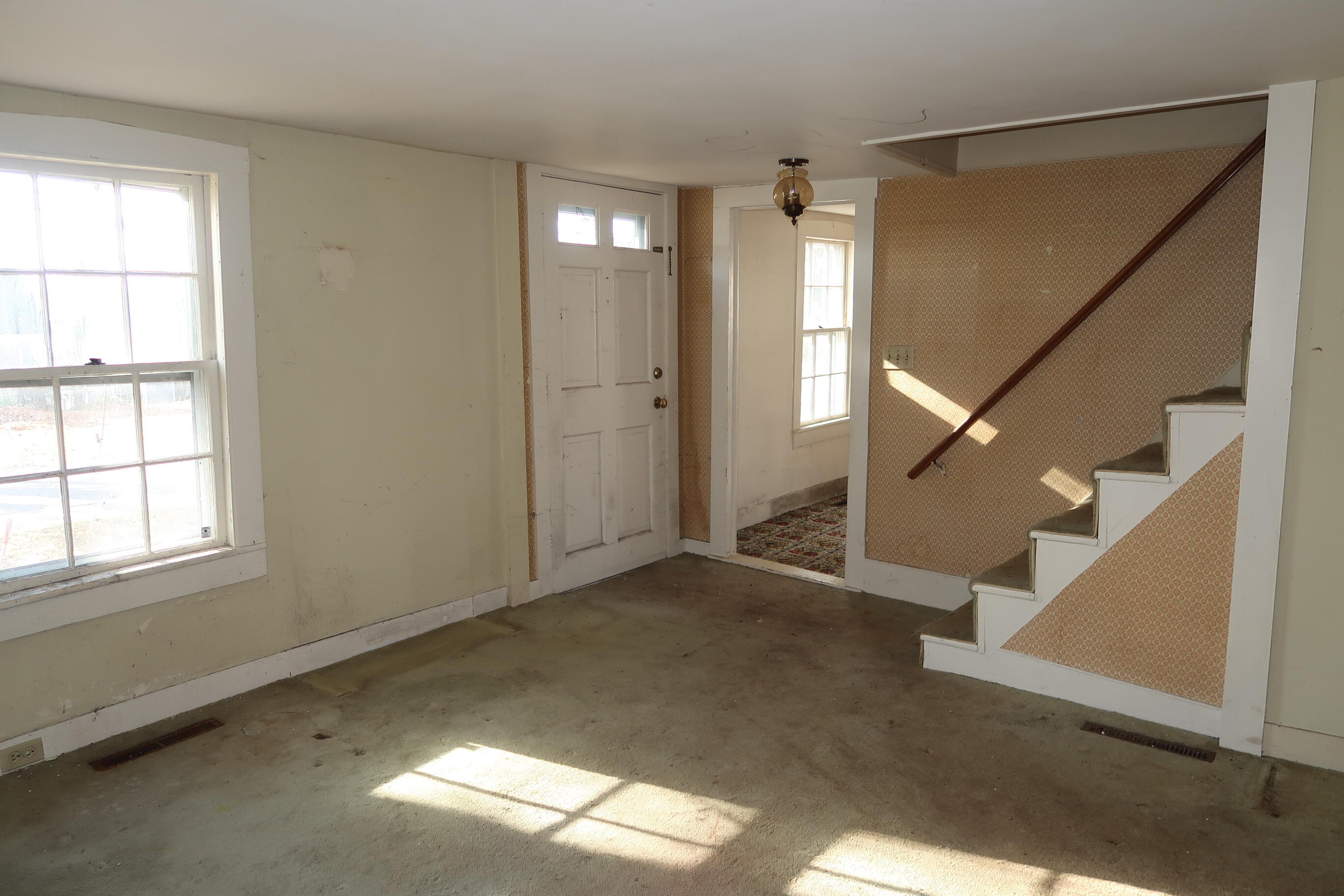 129 Russell Avenue