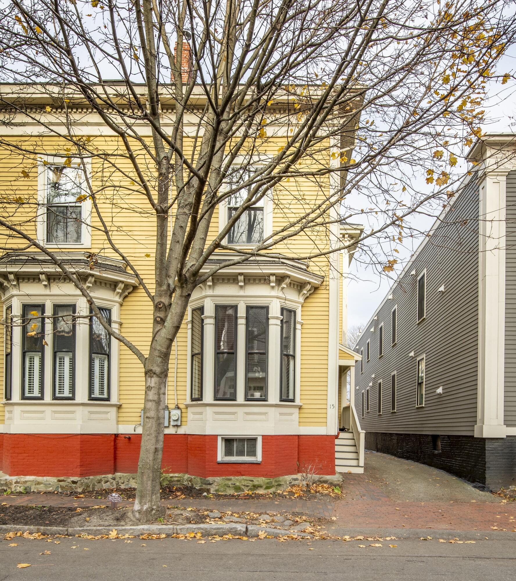 15 Lewis Street, 1