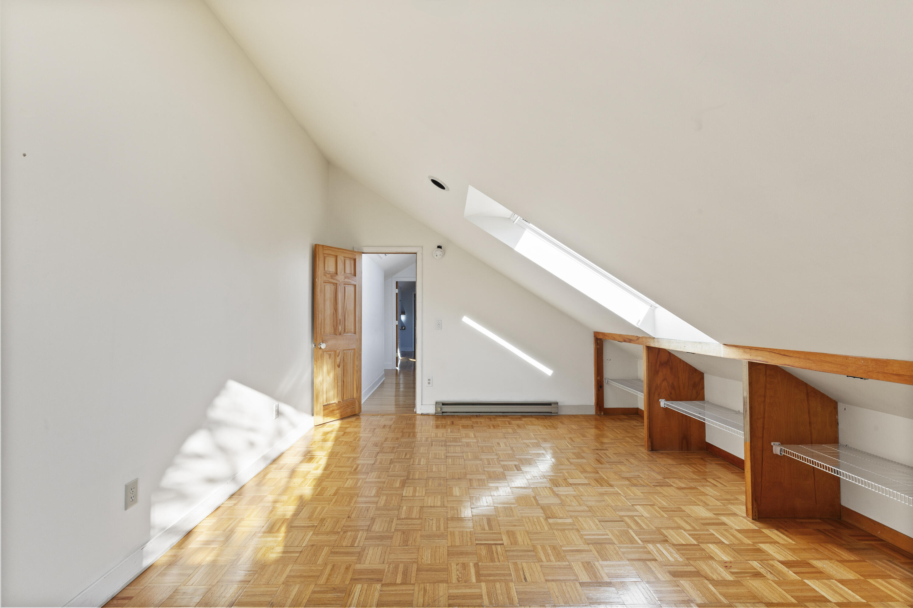 15 Lewis Street, 1