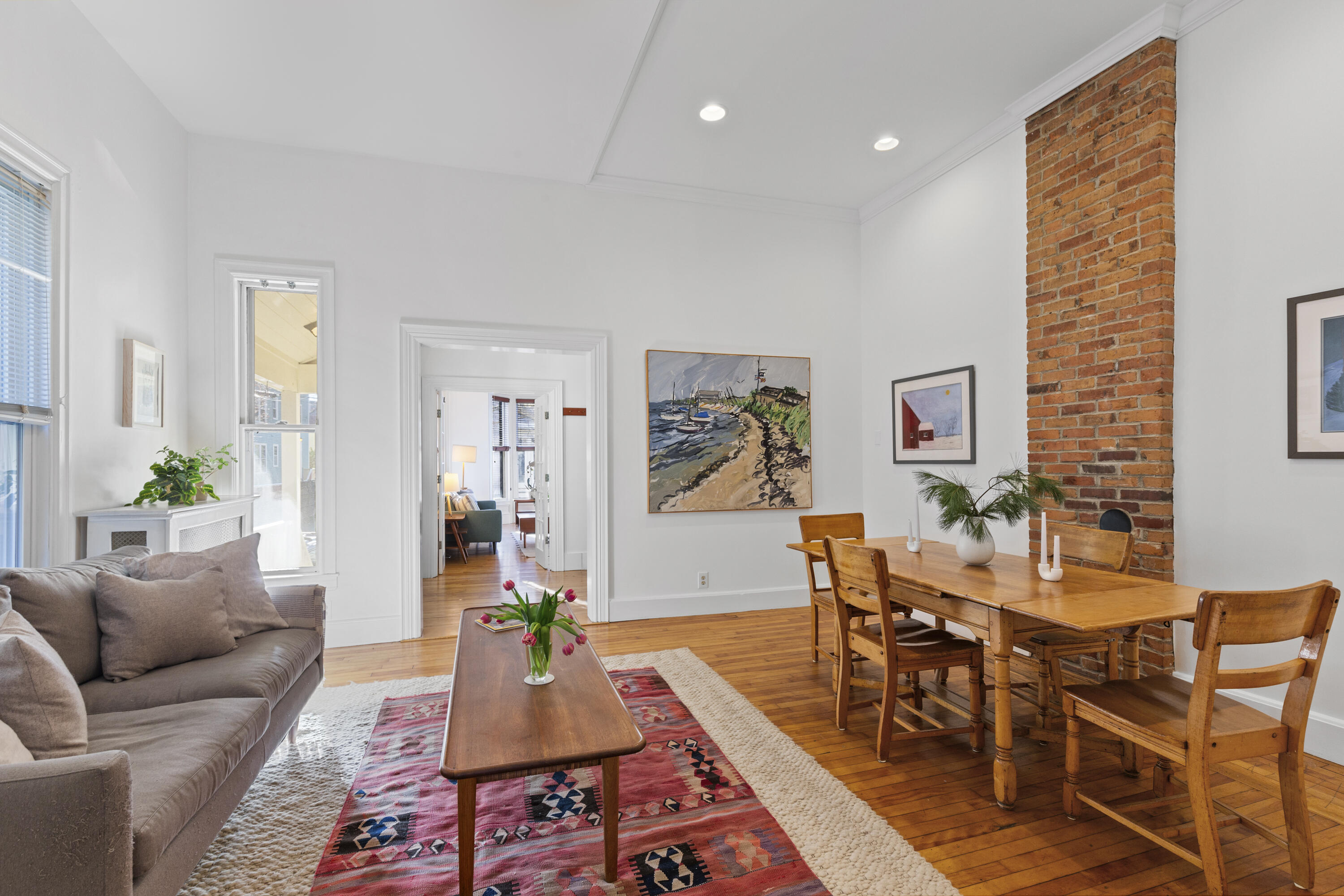 15 Lewis Street, 1