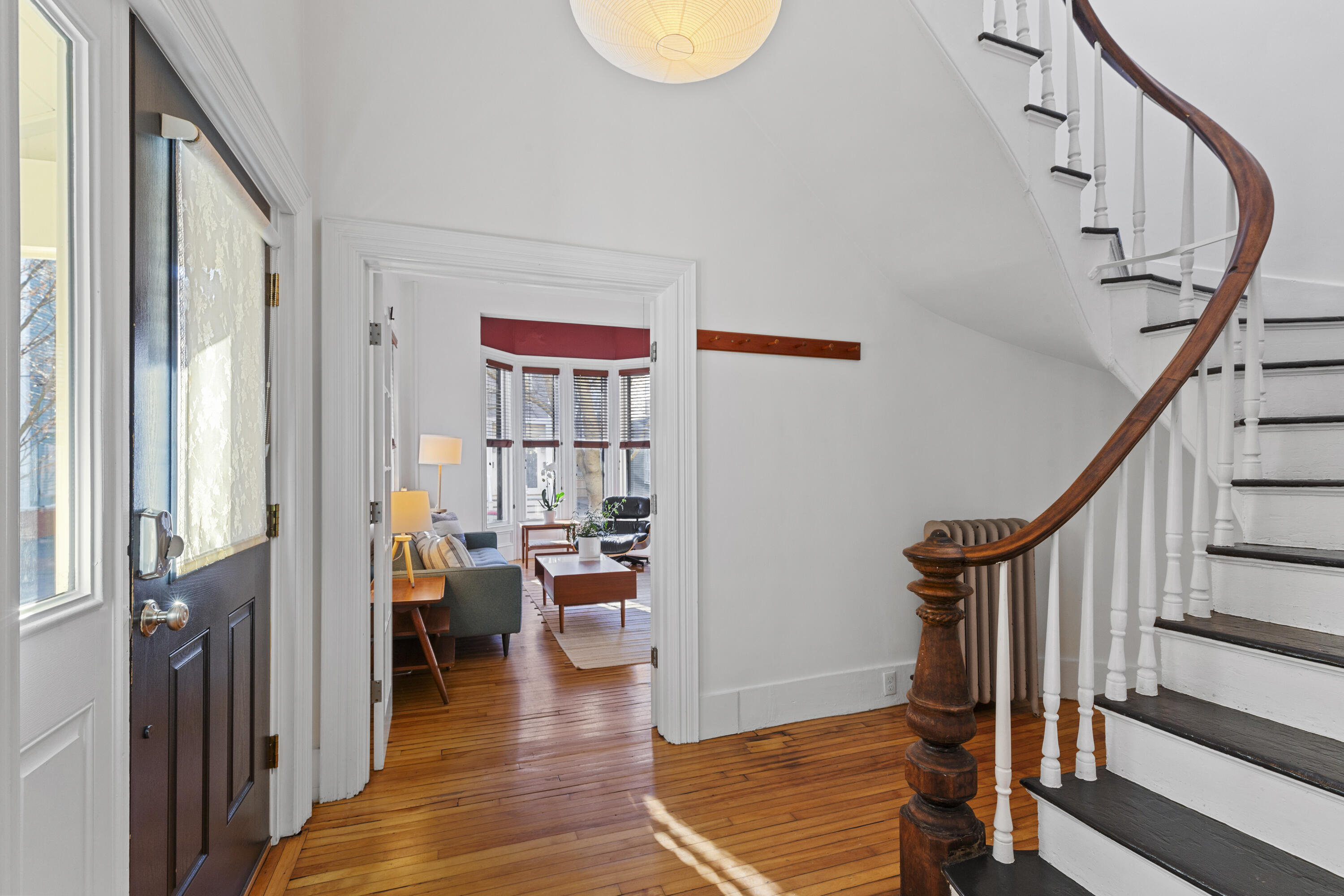 15 Lewis Street, 1