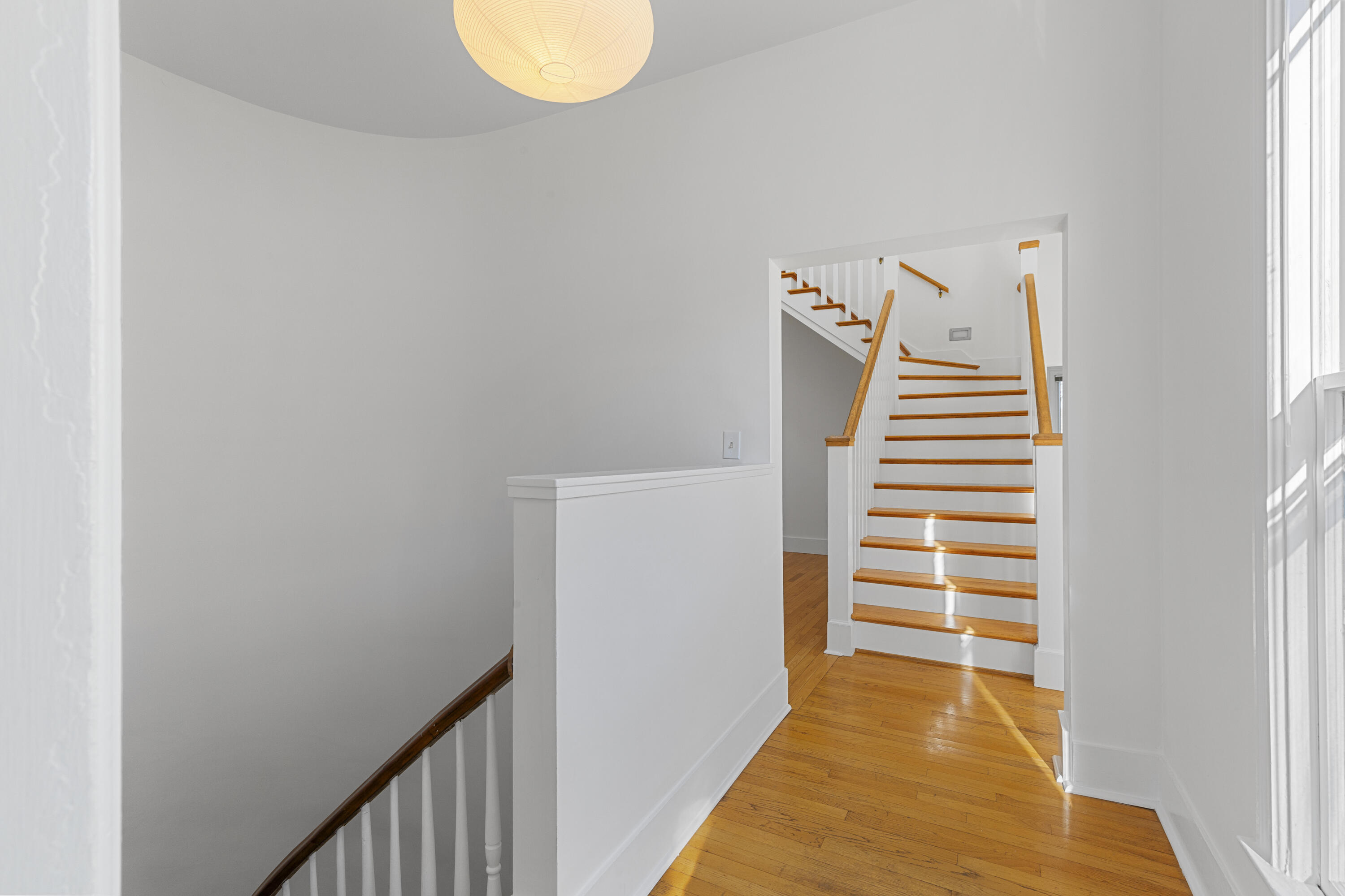 15 Lewis Street, 1