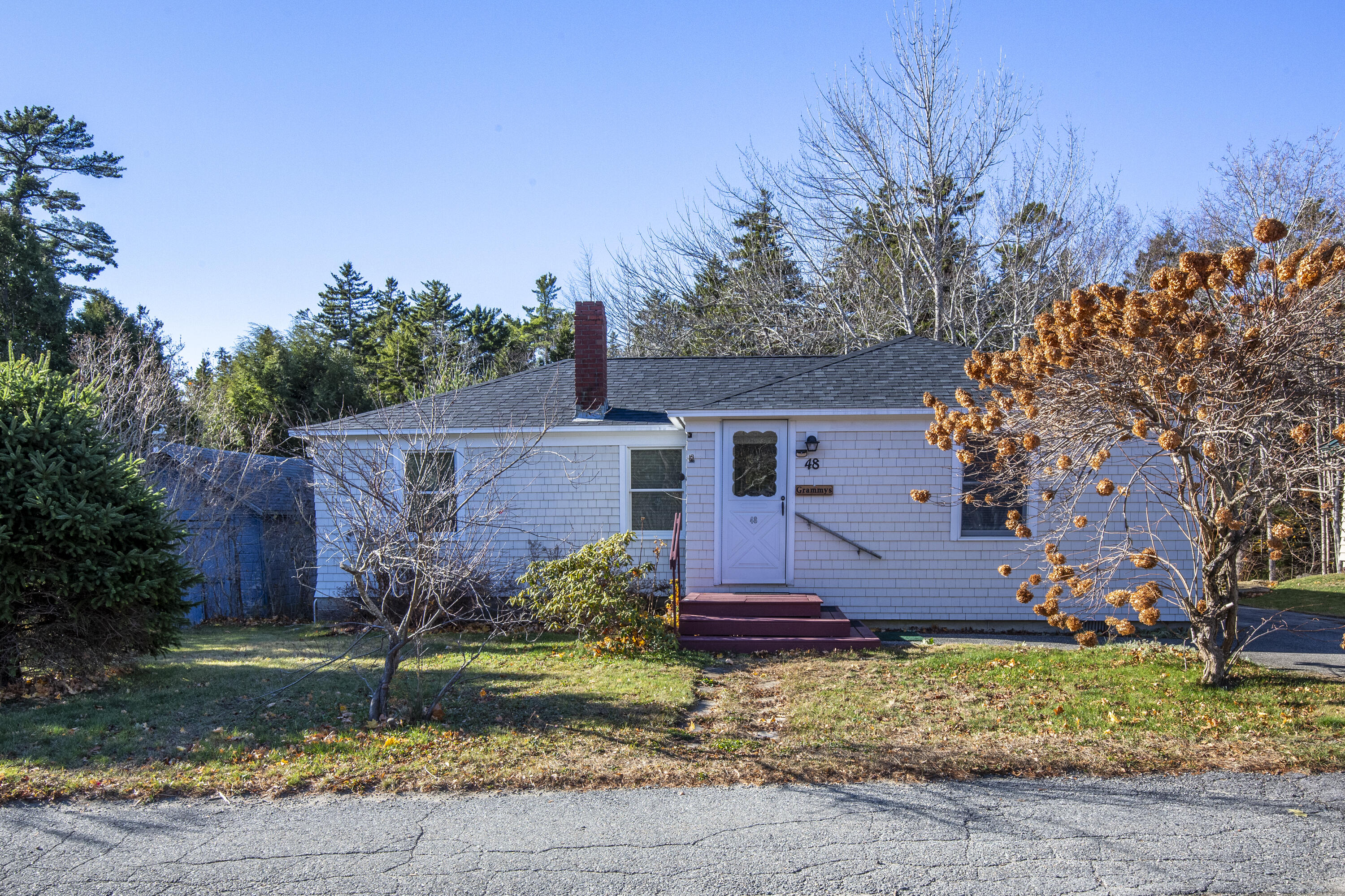 48 Jordan Pond Road