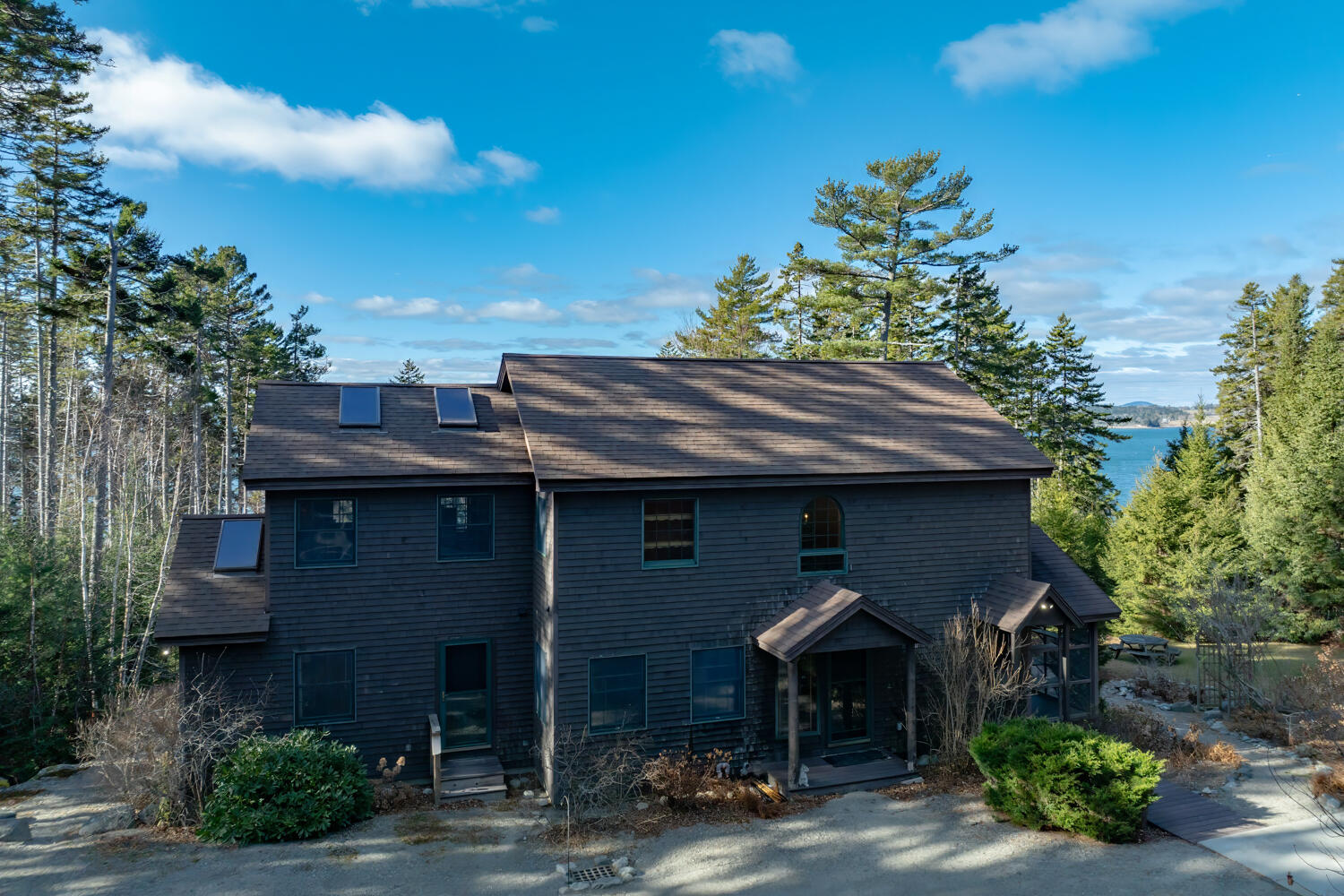 1700 Tremont Road