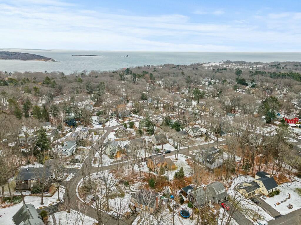 9 Hermit Thrush Road