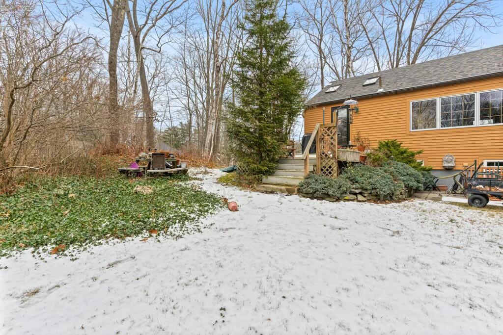 9 Hermit Thrush Road