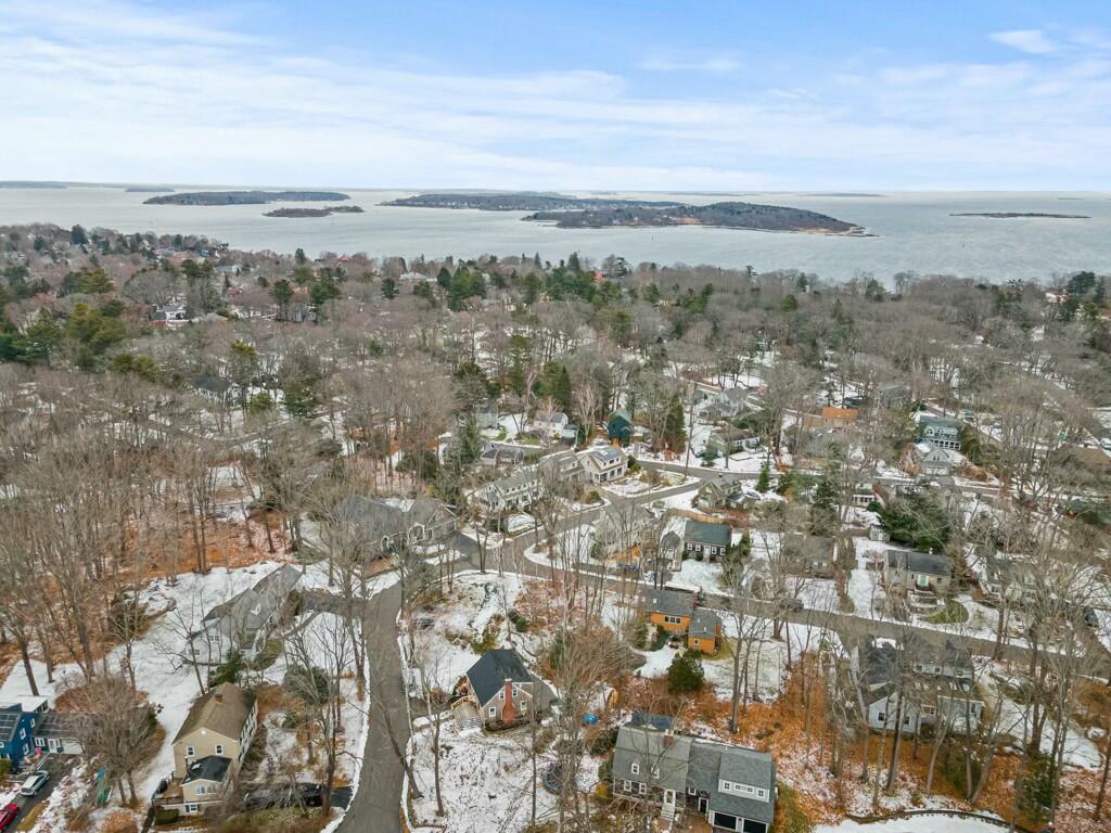 9 Hermit Thrush Road