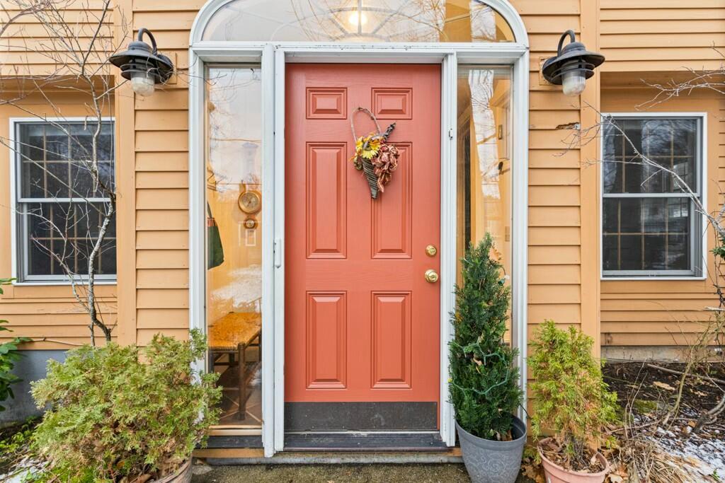 9 Hermit Thrush Road