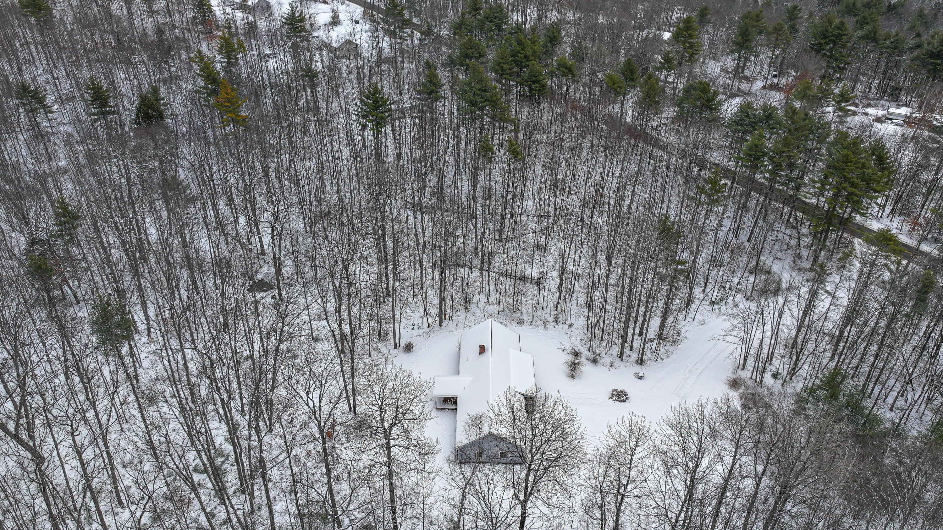 381 Quaker Ridge Road