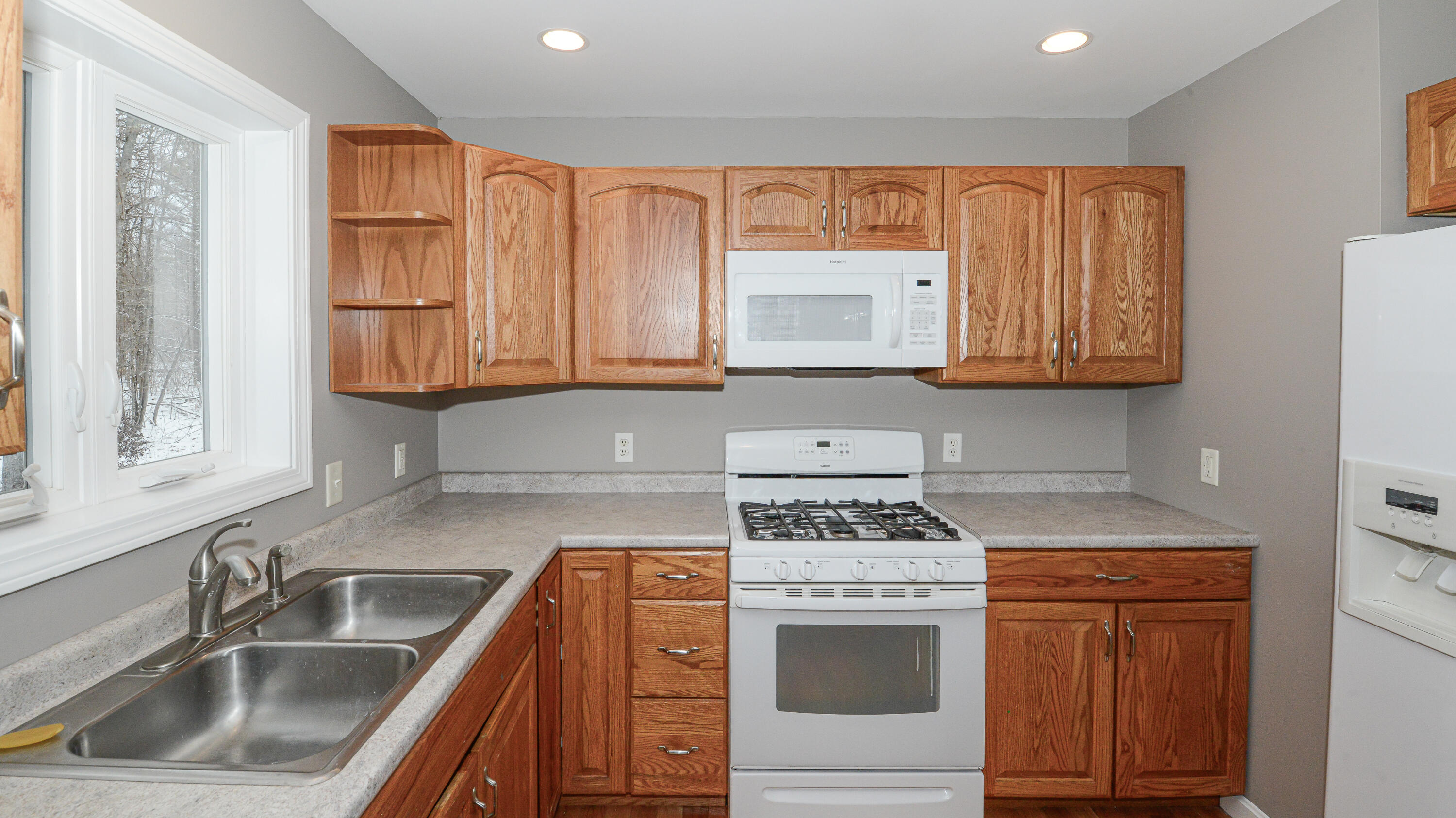 381 Quaker Ridge Road