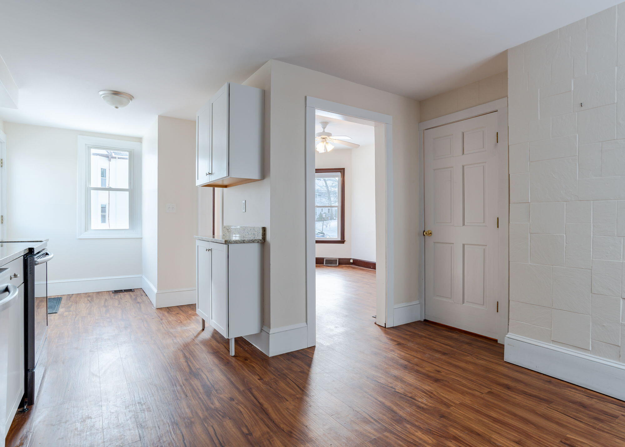 335 Woodford Street