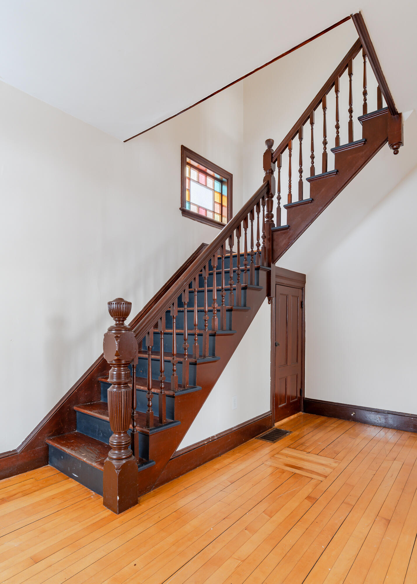 335 Woodford Street