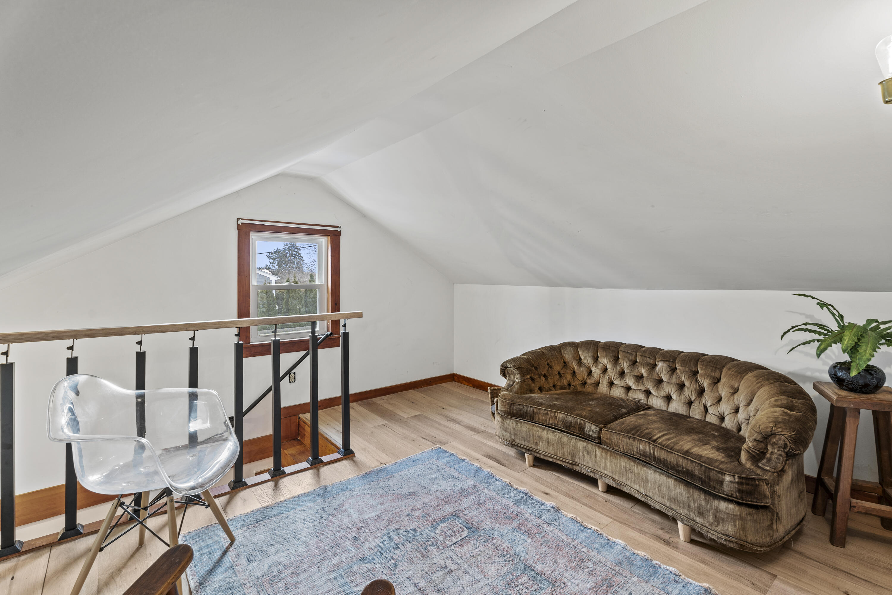 242 7th Street