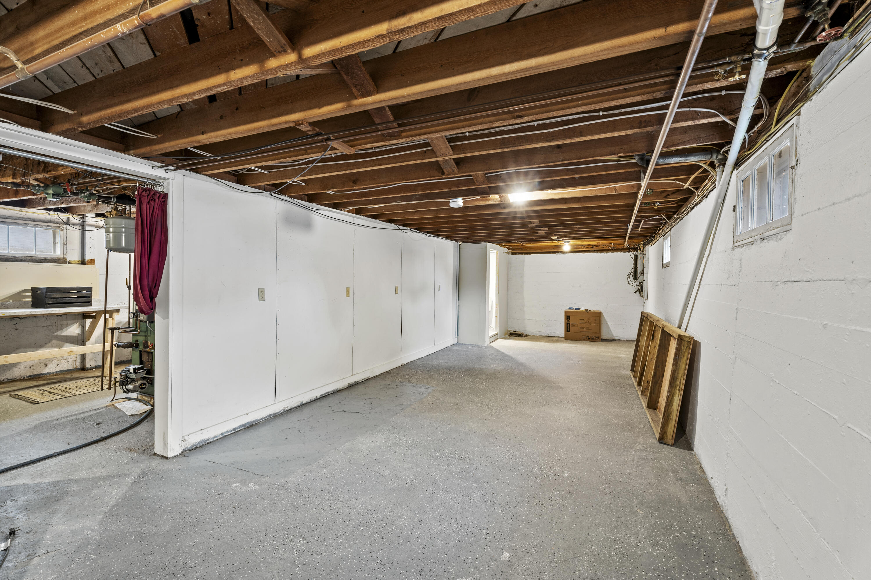 242 7th Street