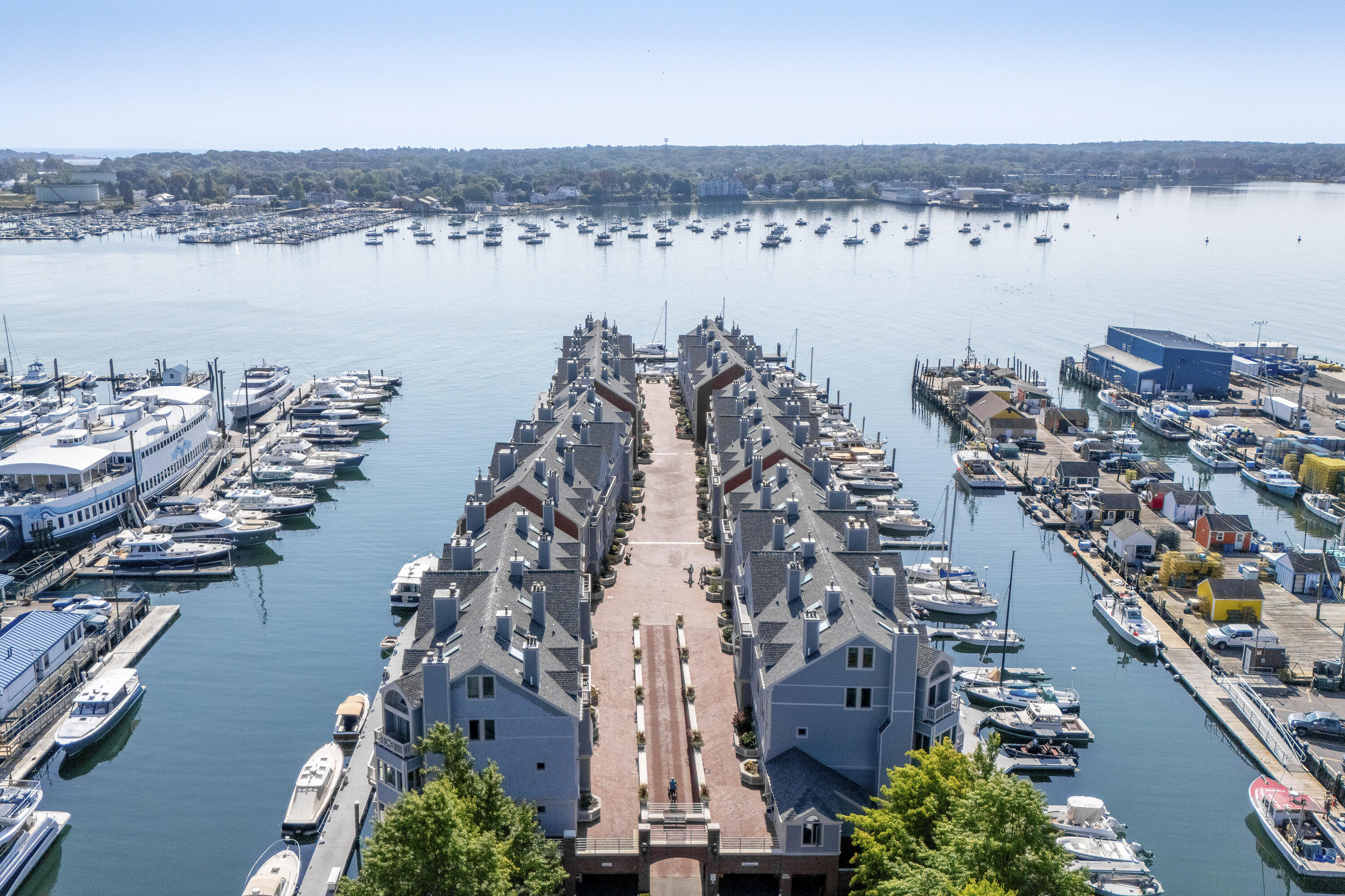 612 Chandlers Wharf 612