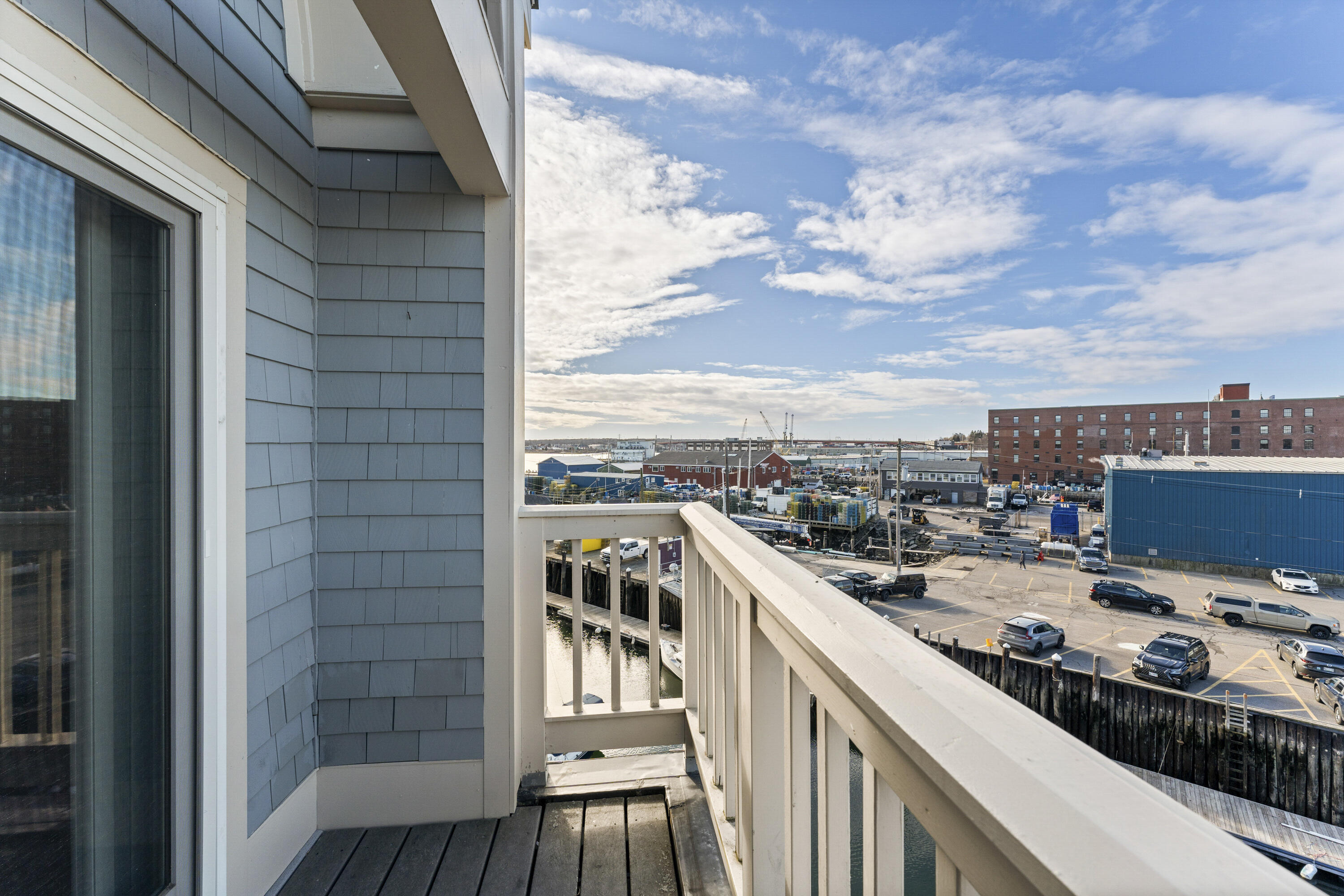 612 Chandlers Wharf 612