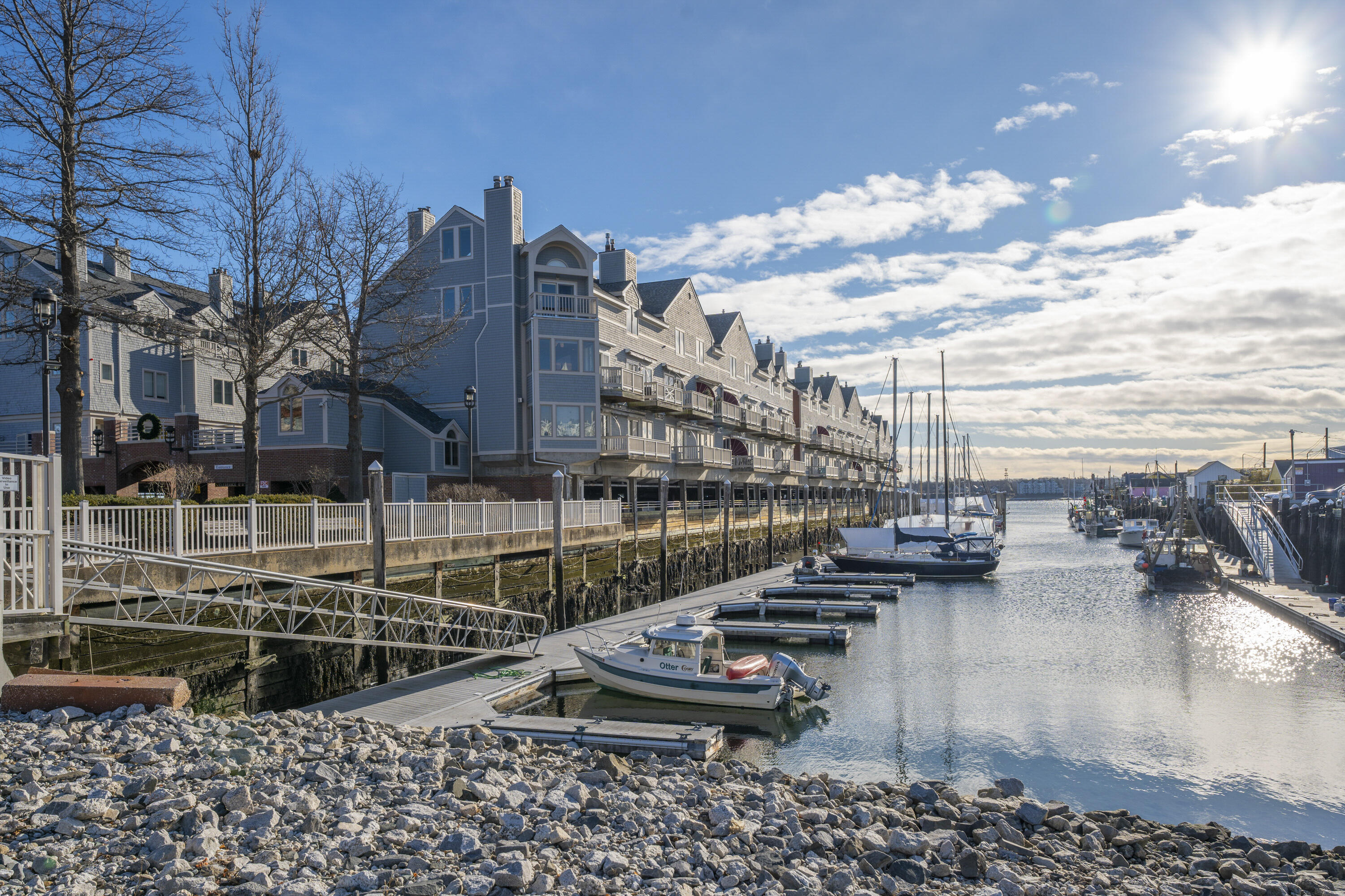 612 Chandlers Wharf 612